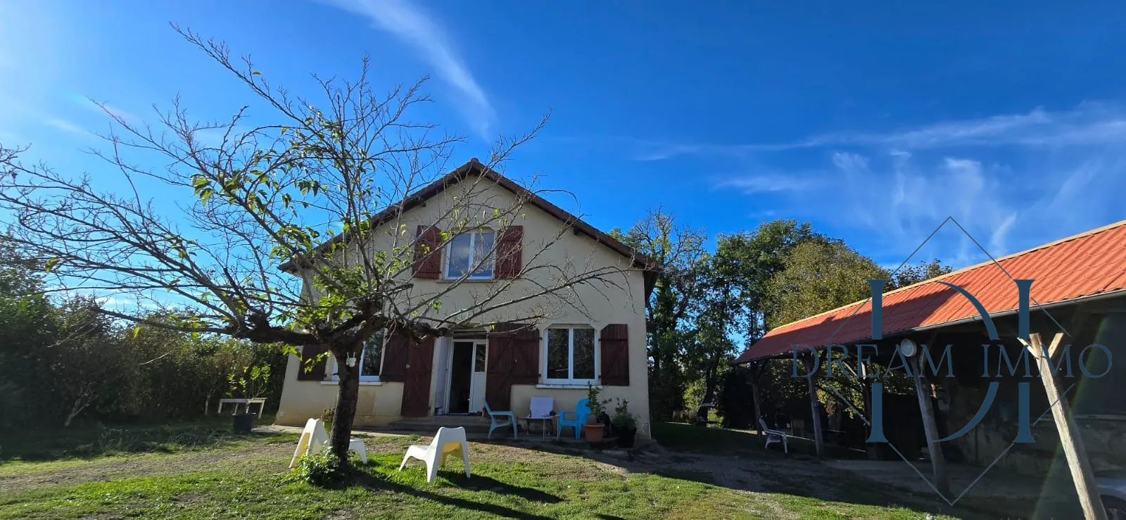 Maison rénovée à vendre en campagne à Couloumé-Montdébats