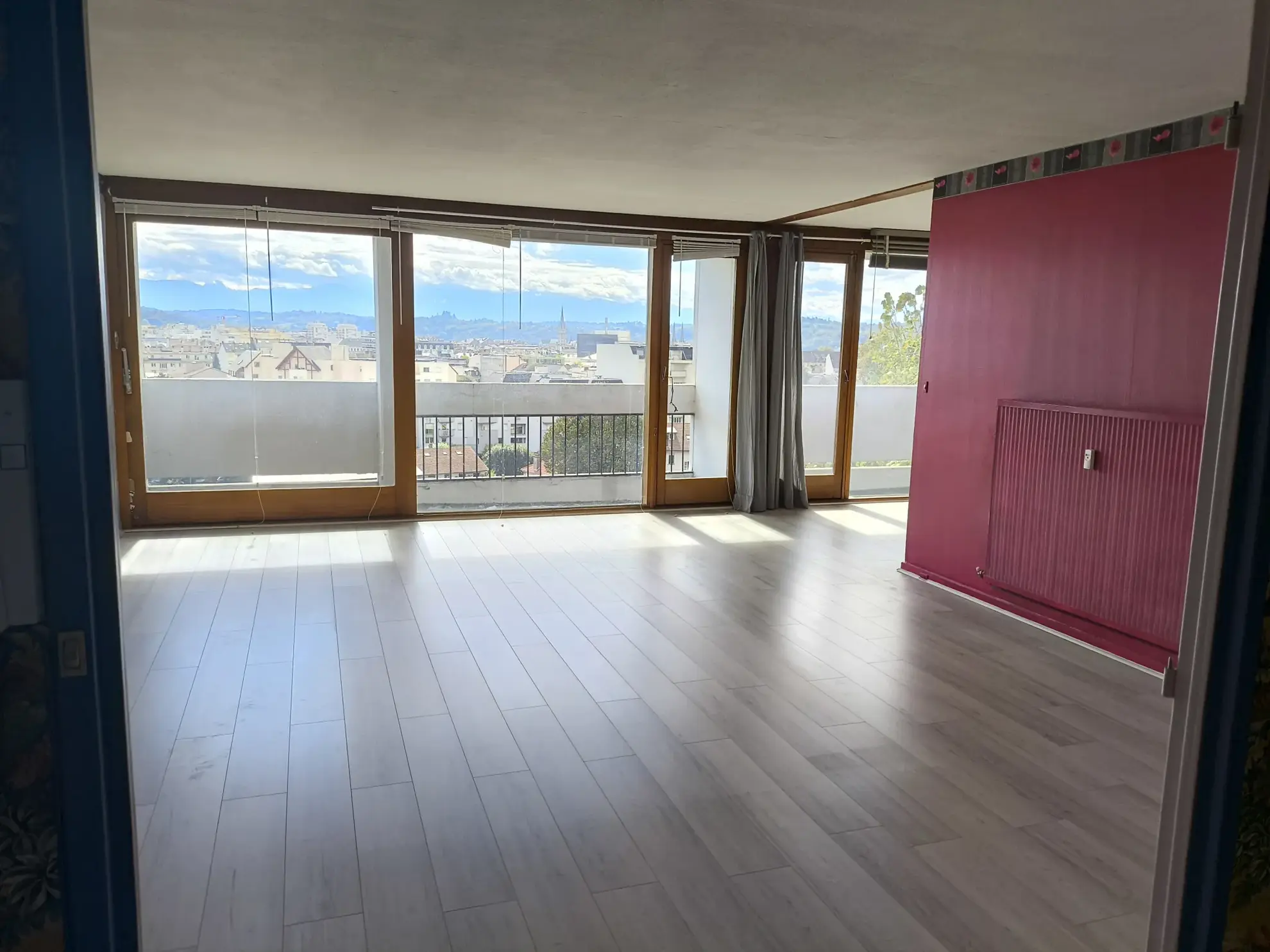 Appartement duplex T4 à rénover à Pau avec vue sur les Pyrénées