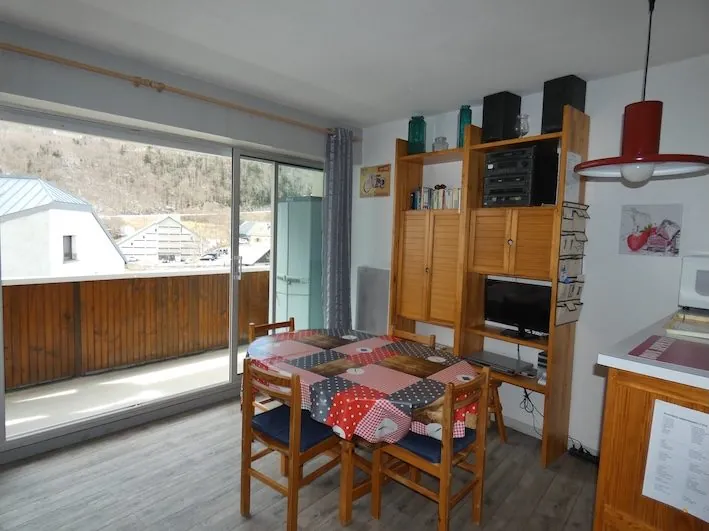 Appartement à Gourette de 28,08 m² avec balcon, vue pistes, proche des remontées mécaniques 