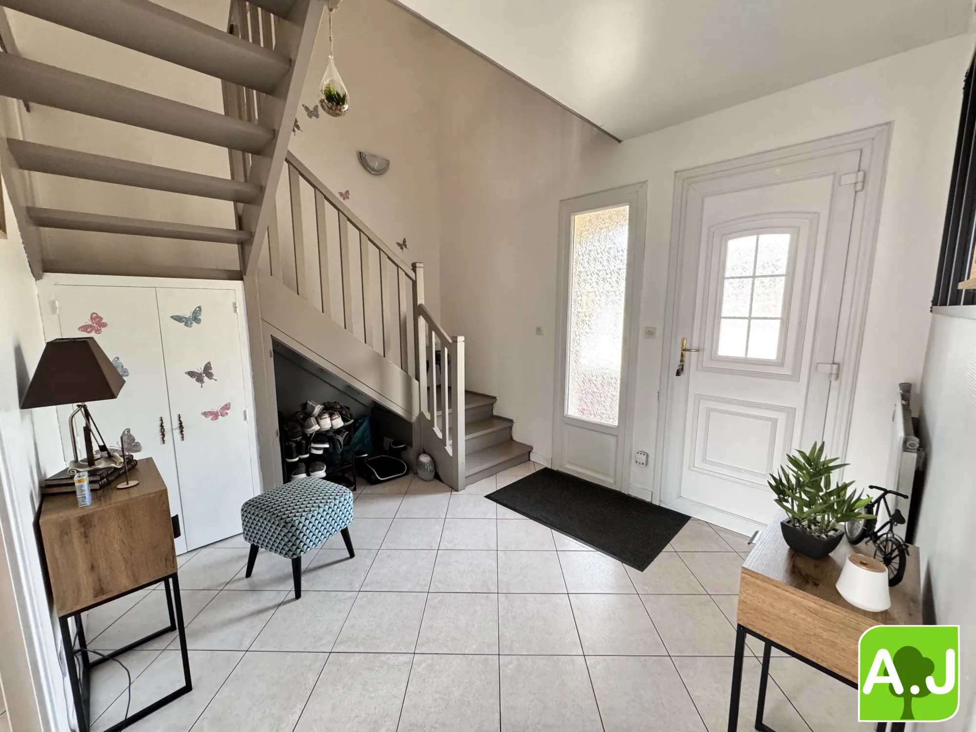 Maison 3 chambres avec garage à Ivry-la-Bataille 