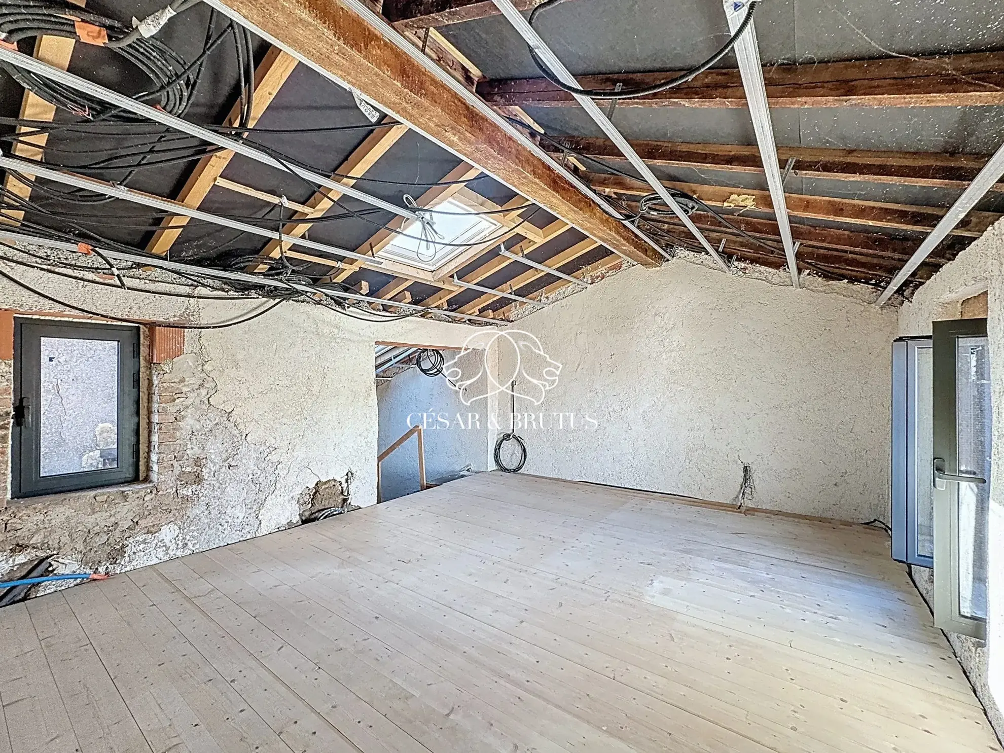 Maison de village à rénover à Saint-Vérand - 80 m² avec terrasse