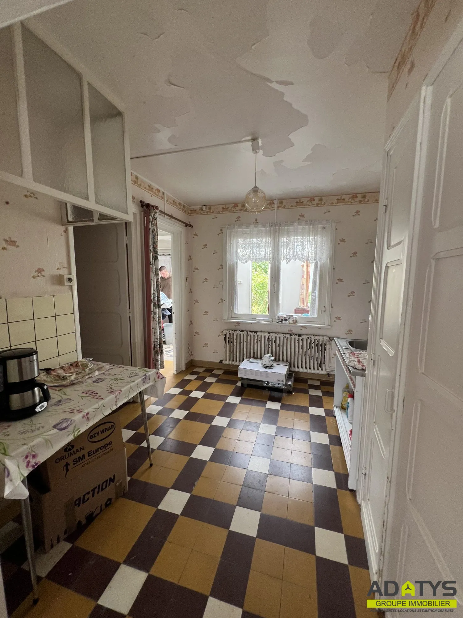 Maison familiale à rénover à Dechy avec jardin et 3 chambres 
