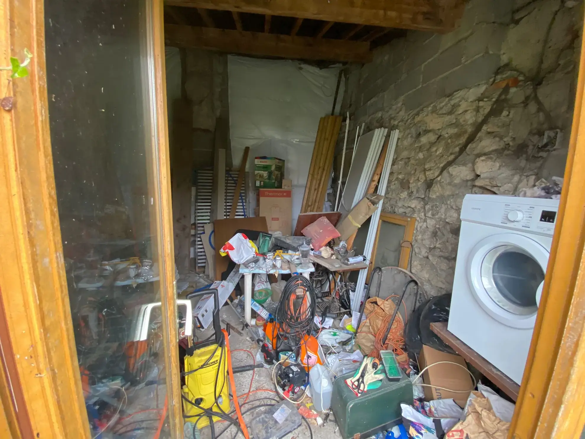 Opportunité rare : maison à rénover avec potentiel exceptionnel à Asnieres-sur-Oise 