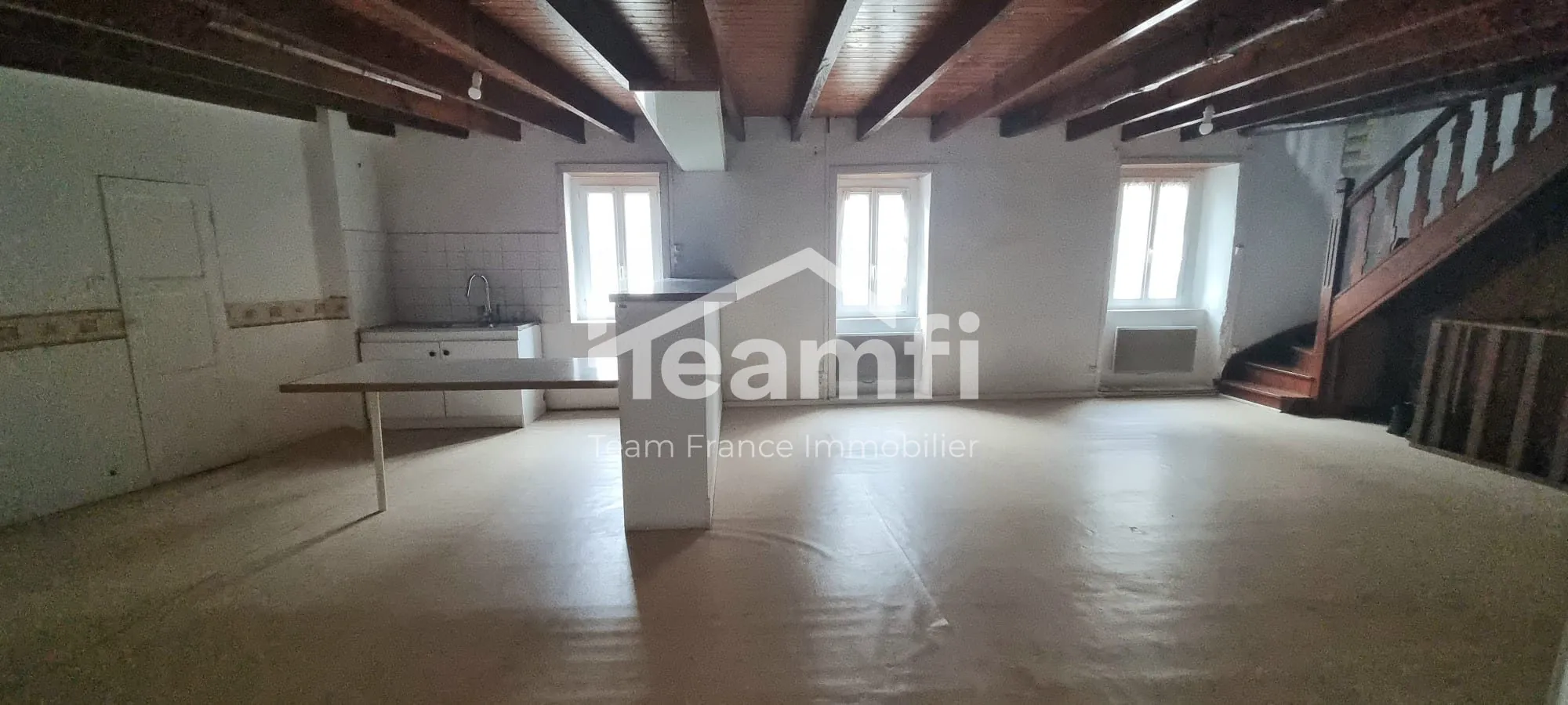 Maison à vendre à Plestin-les-Grèves – Parfait pour investissement ou première acquisition 