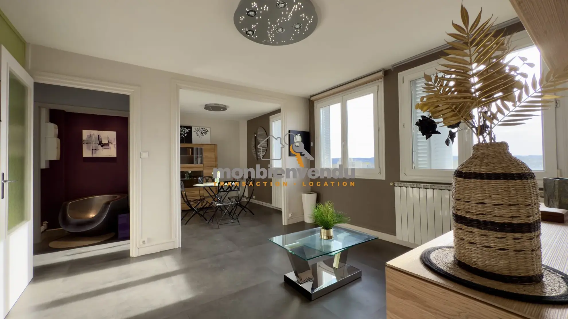 Appartement T4 lumineux avec 2 chambres à Aurillac