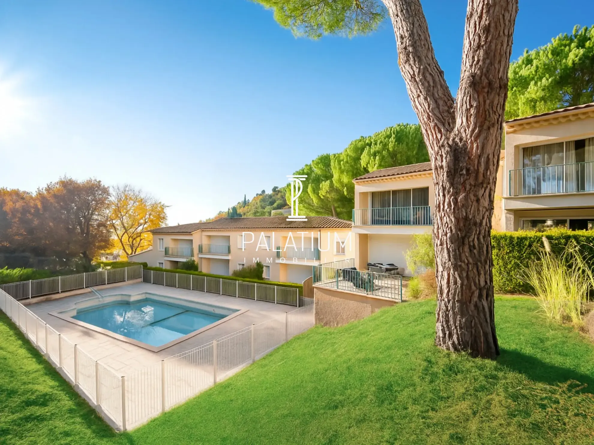 Appartement T2 avec Jardin, Piscine et Parking à Gréoux-les-Bains