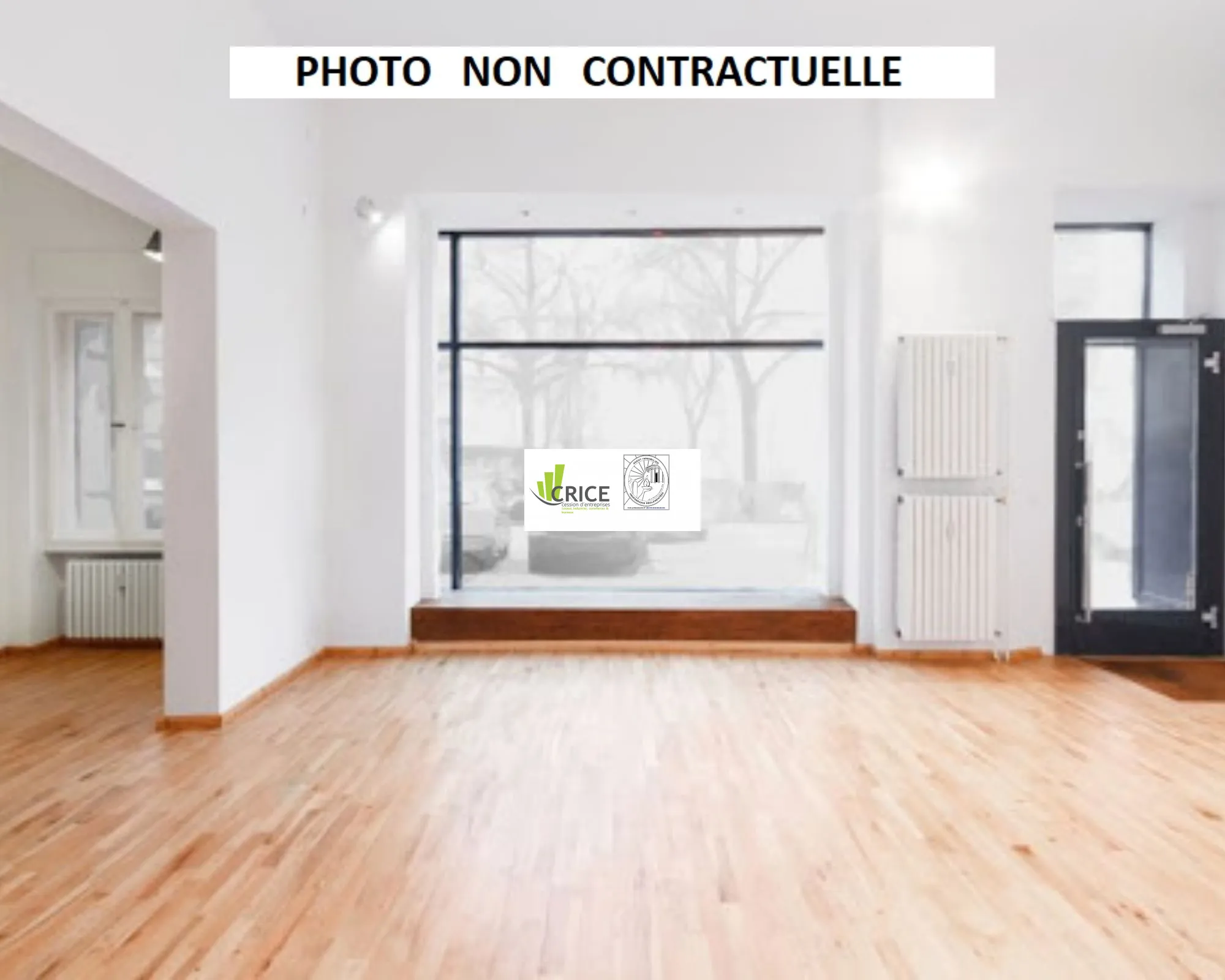 Local commercial à louer à Royan 17200 - Superficie 40 m² avec mezzanine