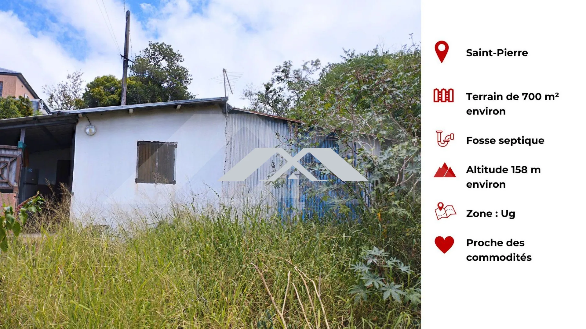 Terrain à bâtir de 700 m² à Saint-Pierre, proche commodités et temple