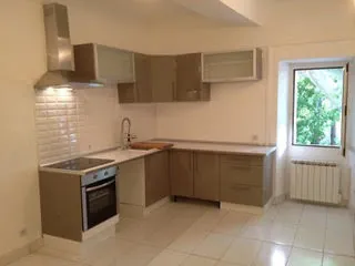 Achat T2 avec terrasse à Bouc Bel Air secteur Croix d'Or