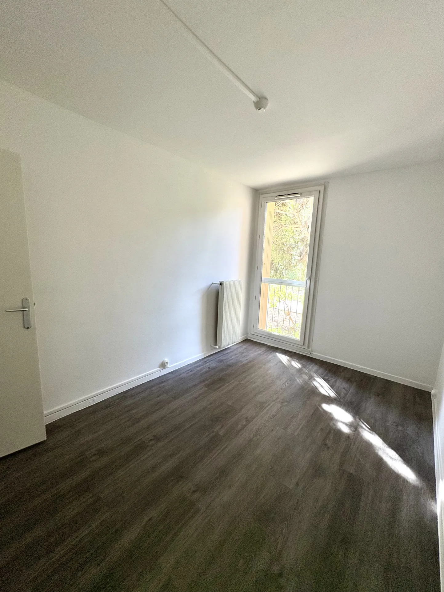 Bel appartement T3 rénové à Aix-en-Provence, idéalement situé 
