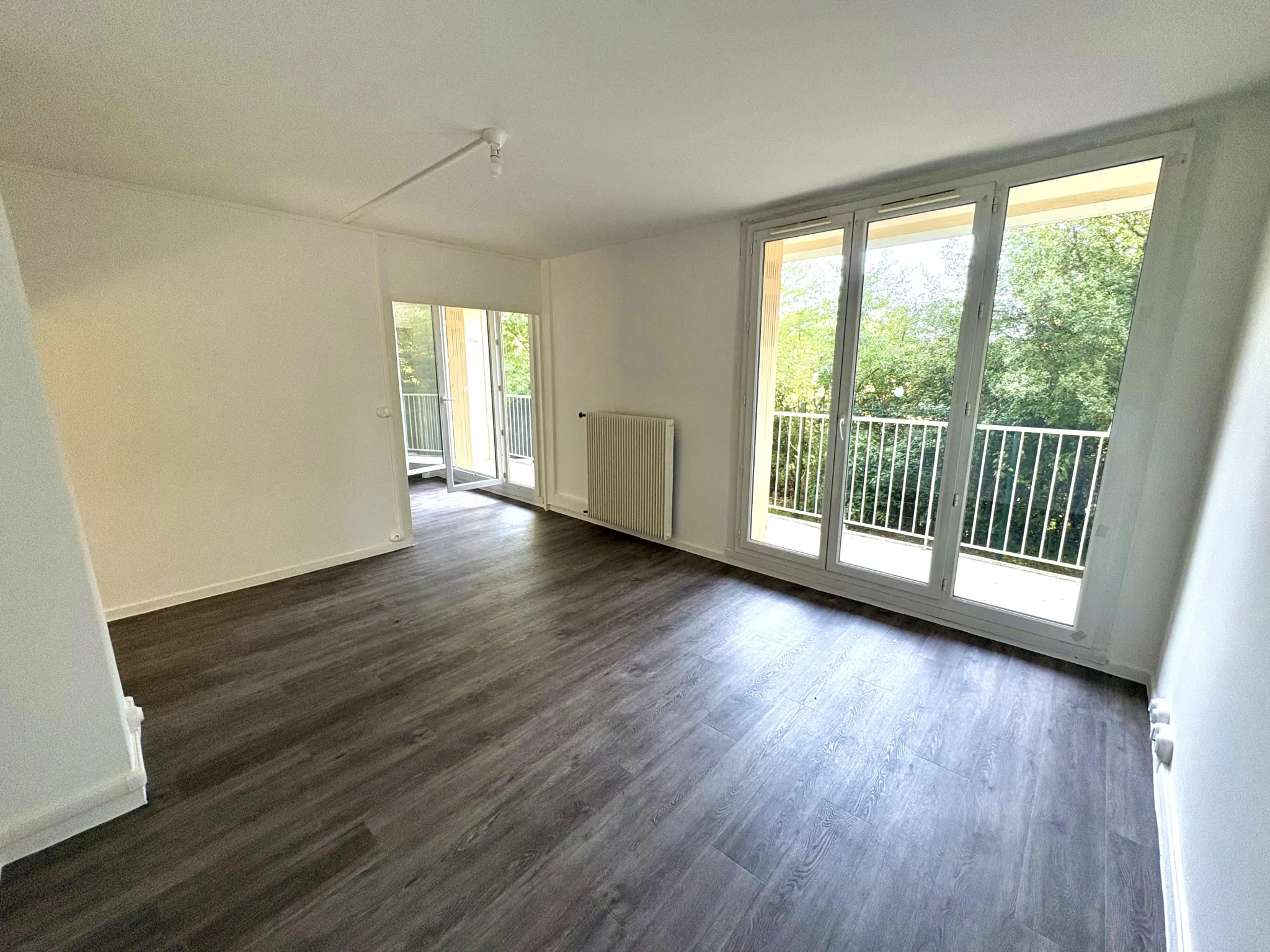 Bel appartement T3 rénové à Aix-en-Provence, idéalement situé 