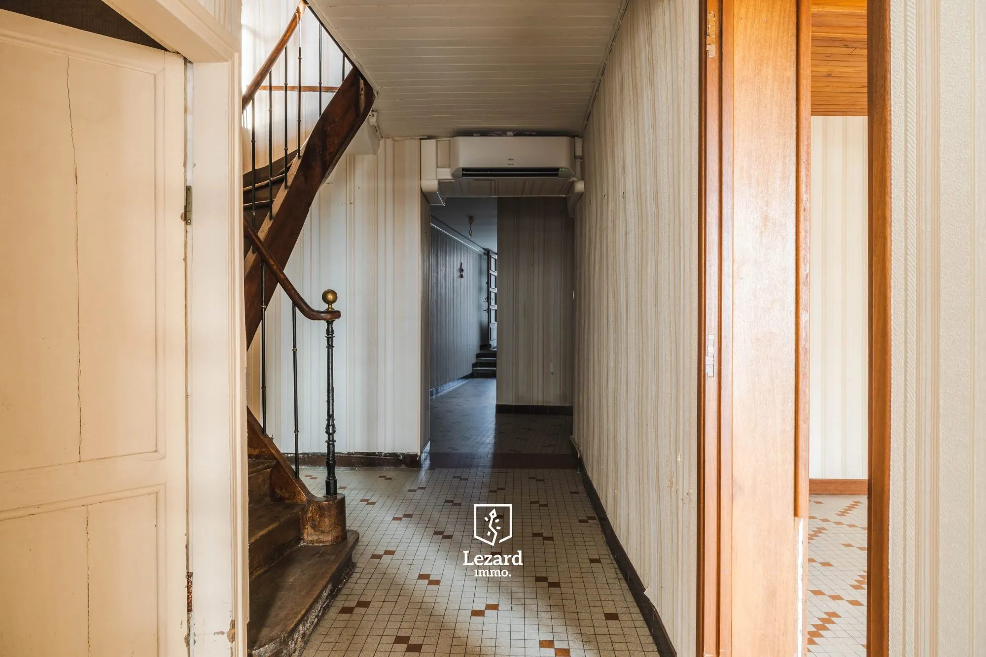 Maison avec terrain à Labastide-d'Anjou à rénové, faible consommation énergétique 