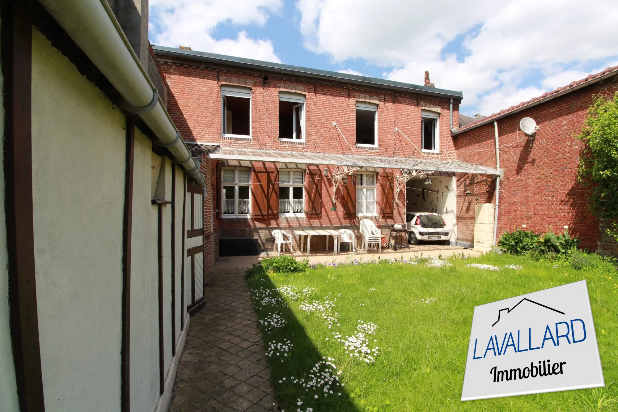Maison ancienne avec jardin à Pas-en-Artois - 150 m², 4 chambres