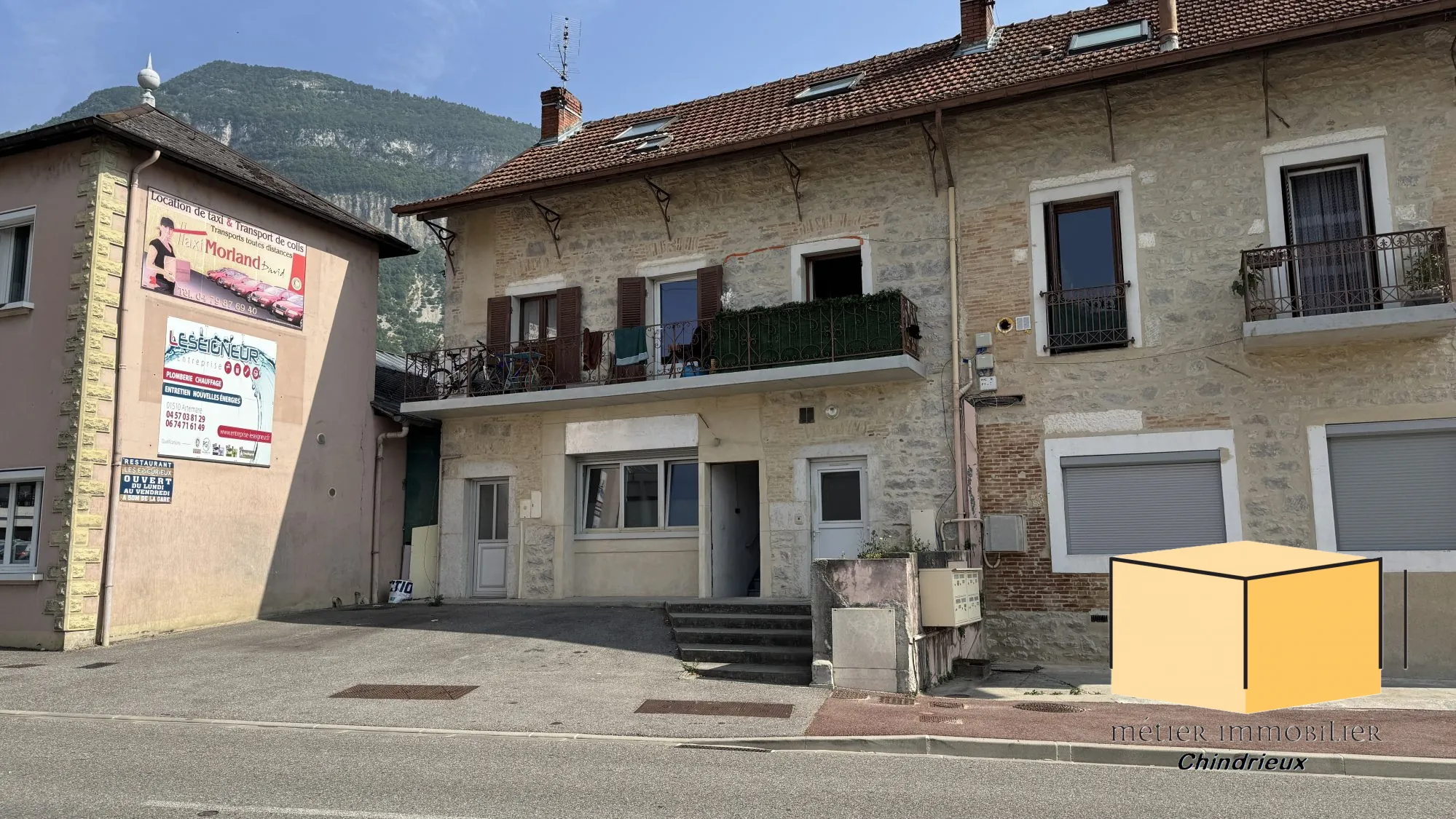 Appartement 3 pièces à vendre à Culoz avec terrasse et cave