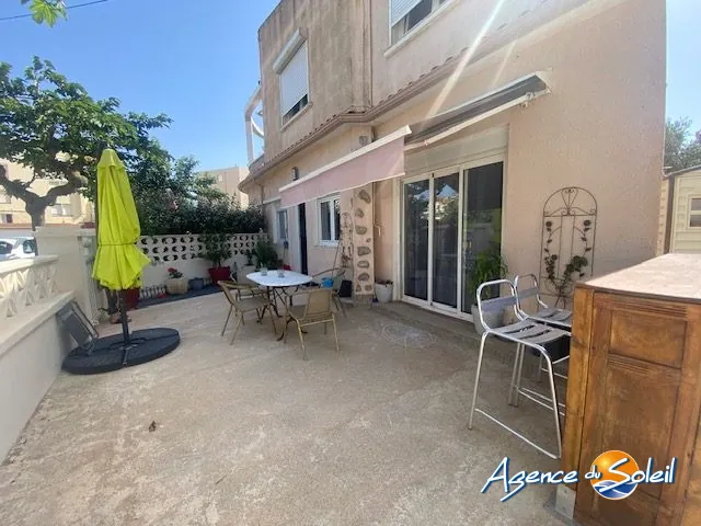 Appartement T2 rénové avec grande terrasse à Narbonne Plage