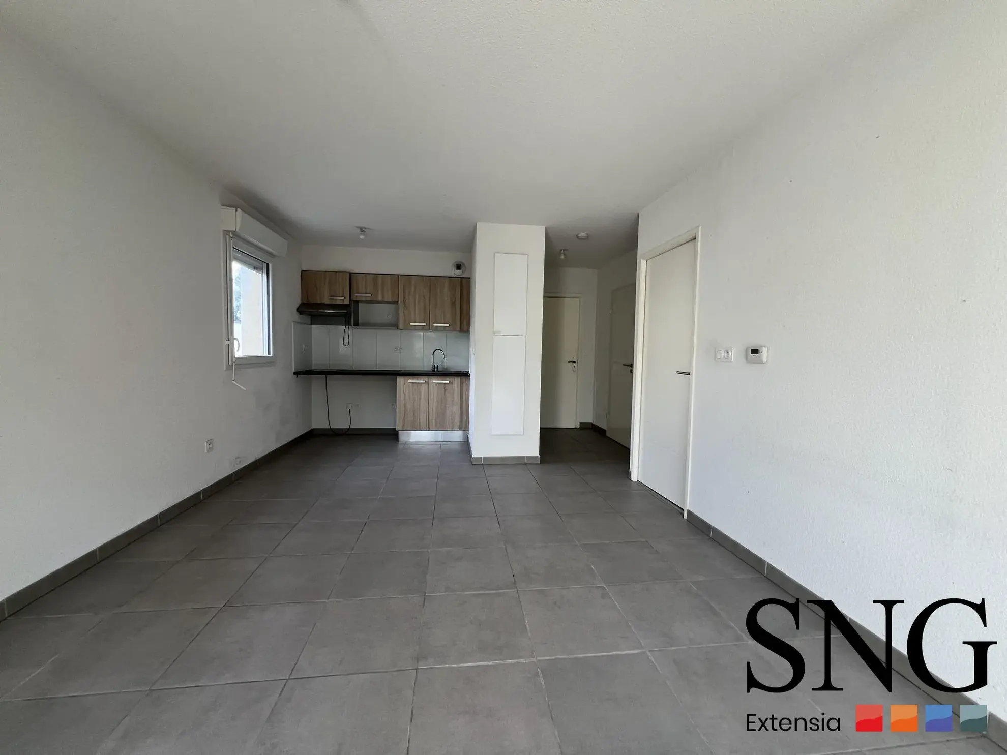 Appartement T2 récent avec terrasse et parking à Toulouse Aucamville 