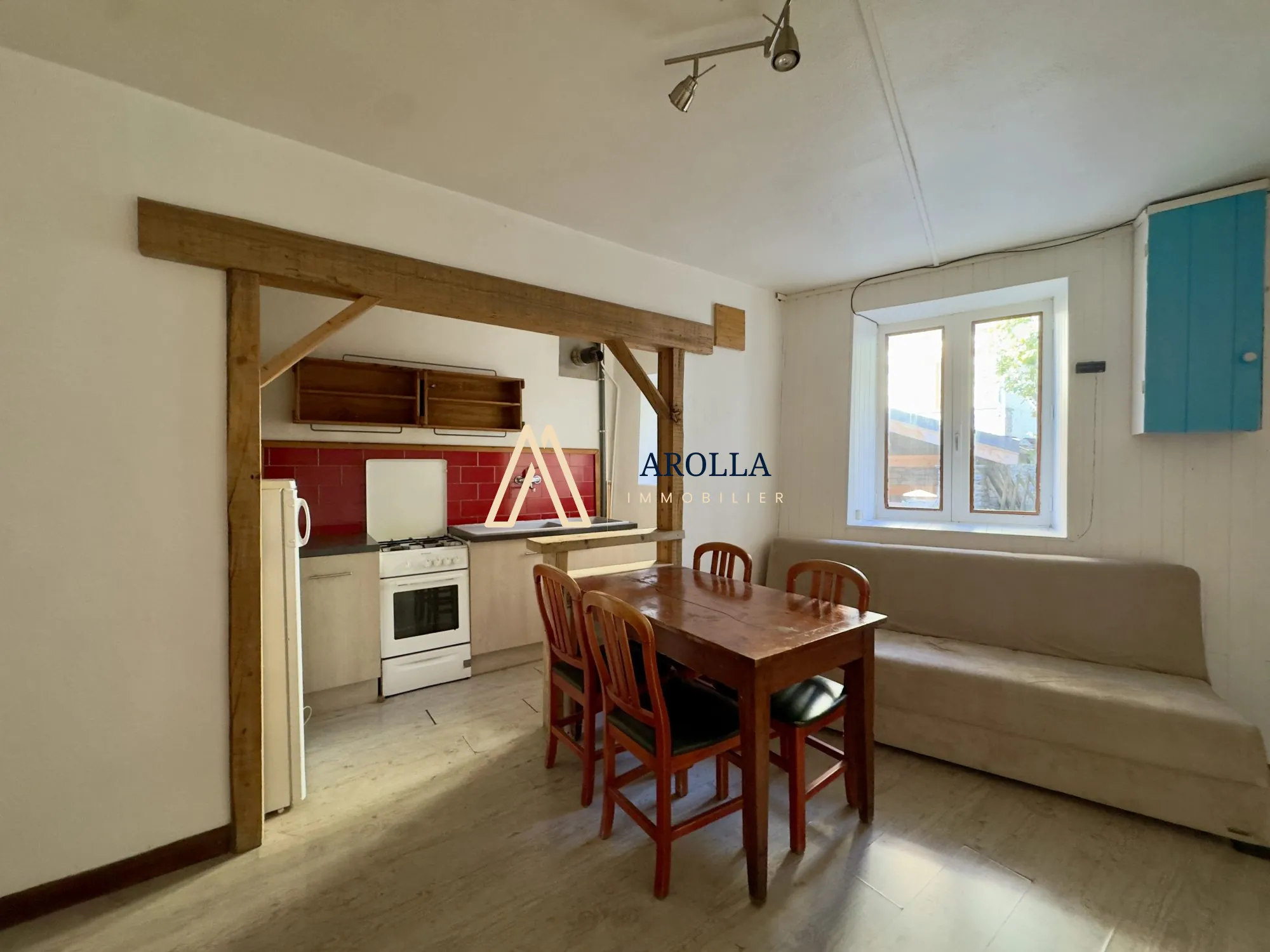 Appartement 3 pièces à rénover à Bonconseil, proche Bourg-Saint-Maurice