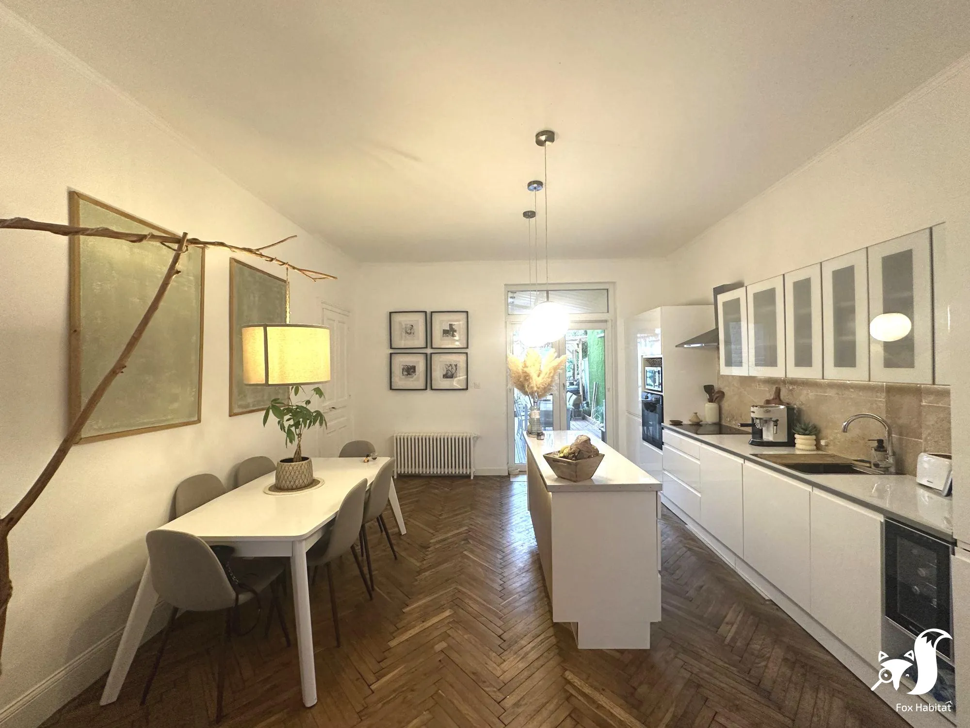 Maison rénovée de 140 m² avec jardin en plein centre de Caudry 