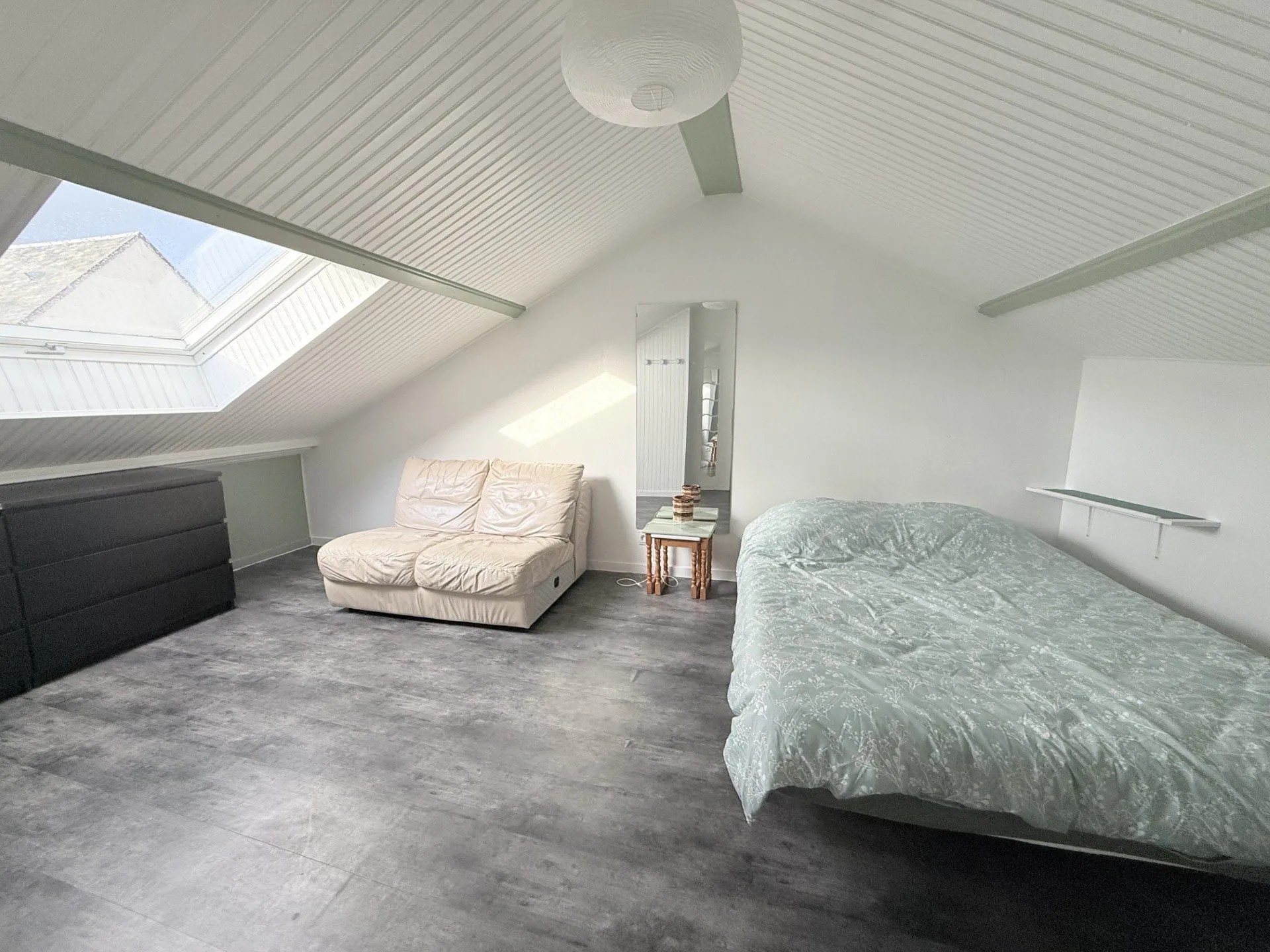 Appartement type 2 mansardé de 35 m² à vendre à Tours