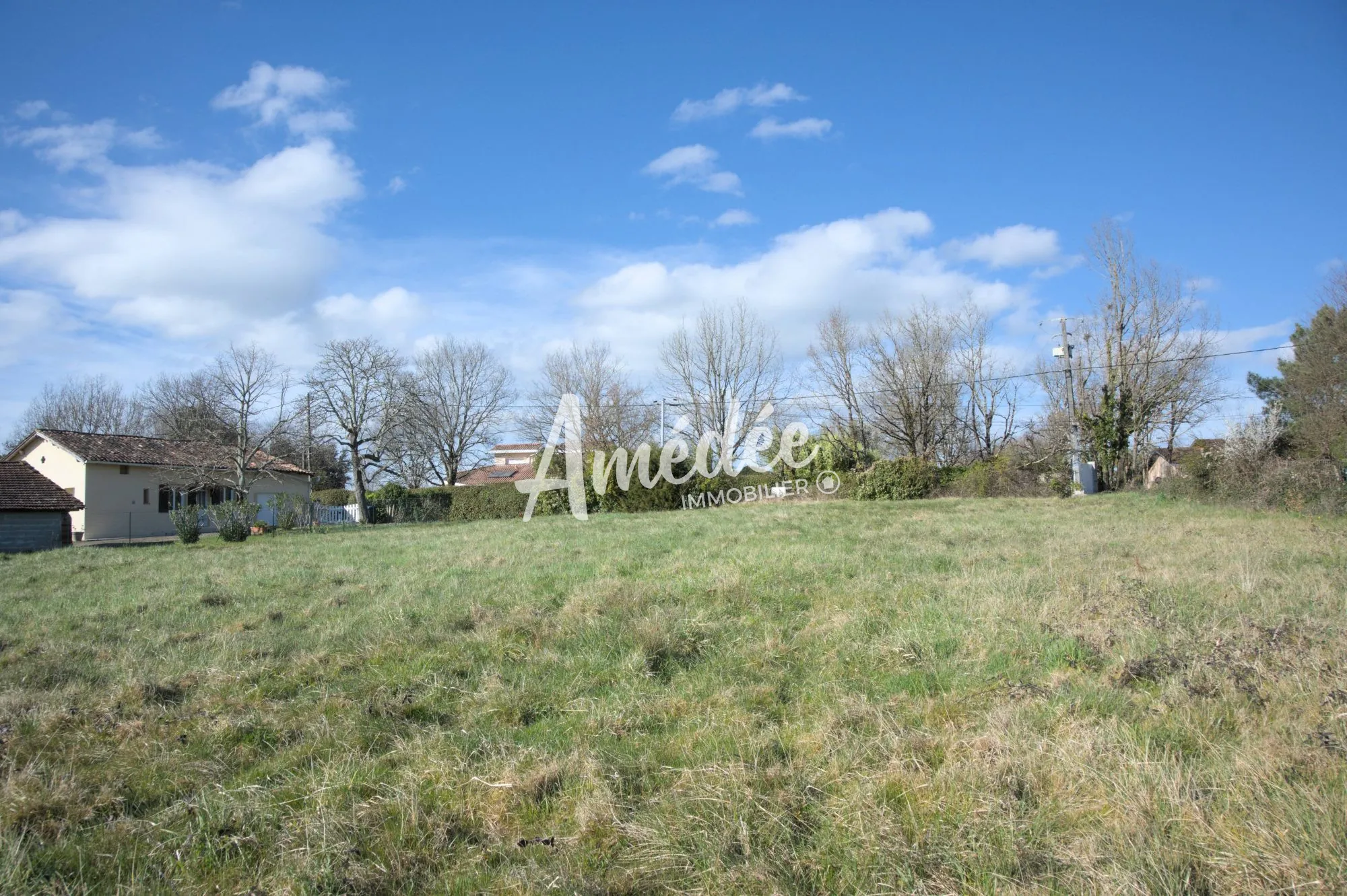Terrain constructible de 944 m² à Montauban proche commodités