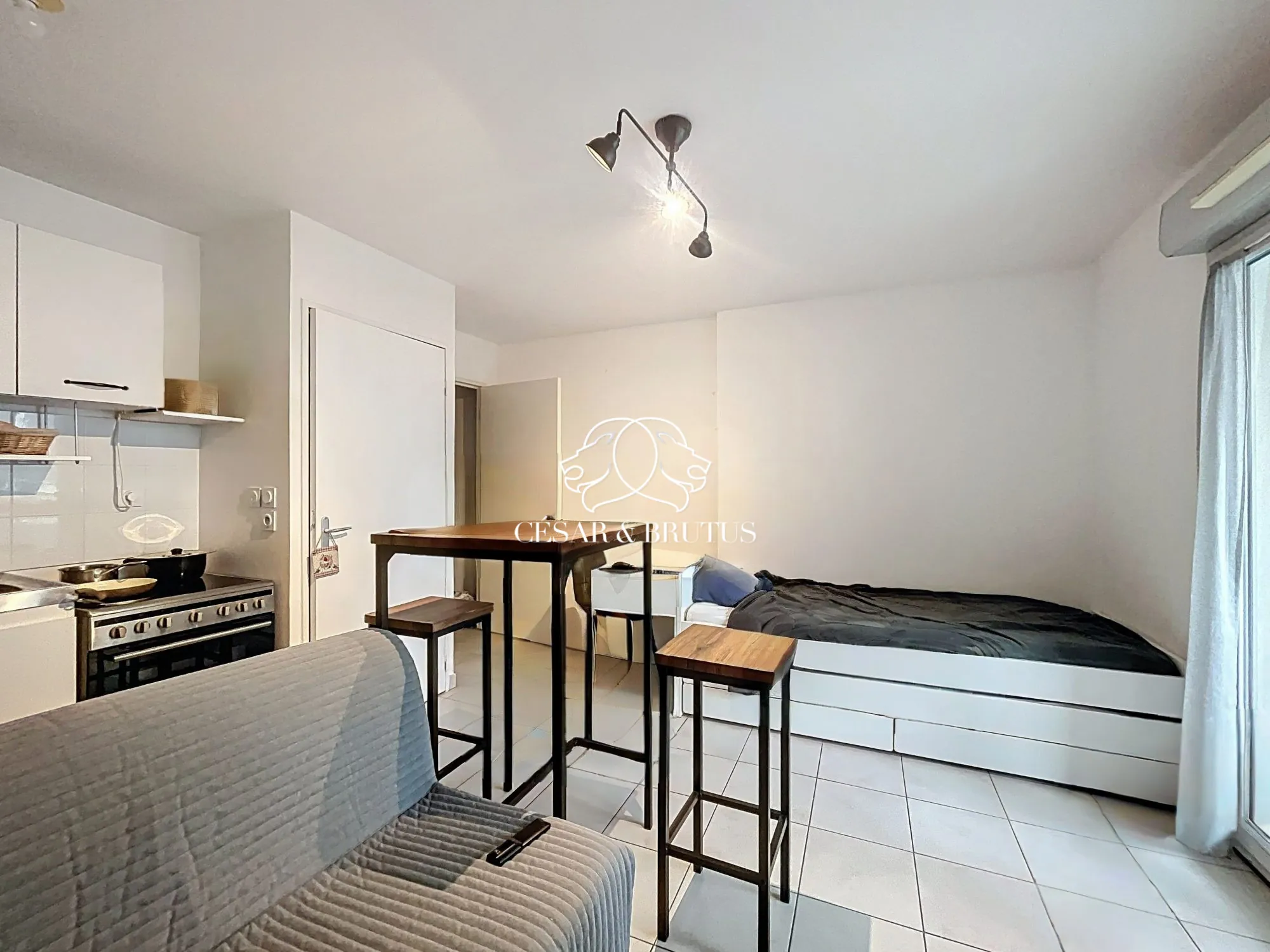 Studio moderne de 24,70 m² à Lyon, idéal investissement ou premier achat