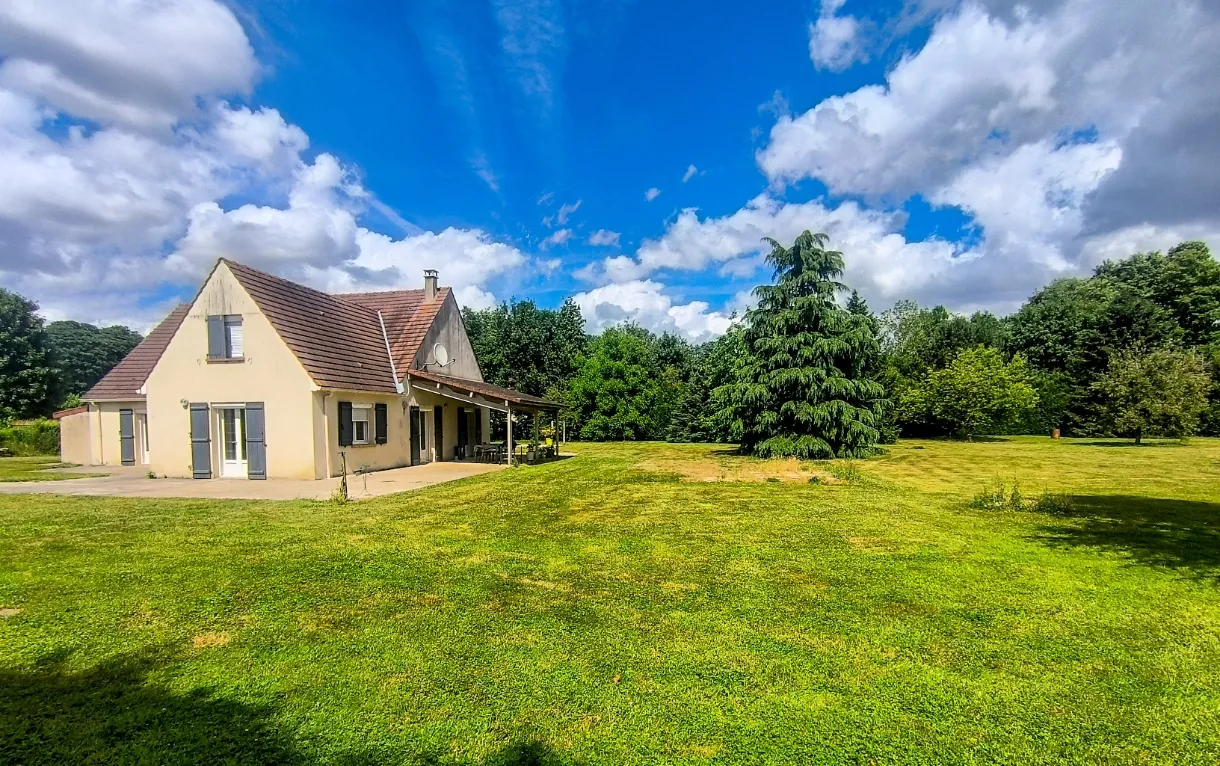 Maison 7 pièces rénovée avec jardin à Château-Thierry, proche commodités