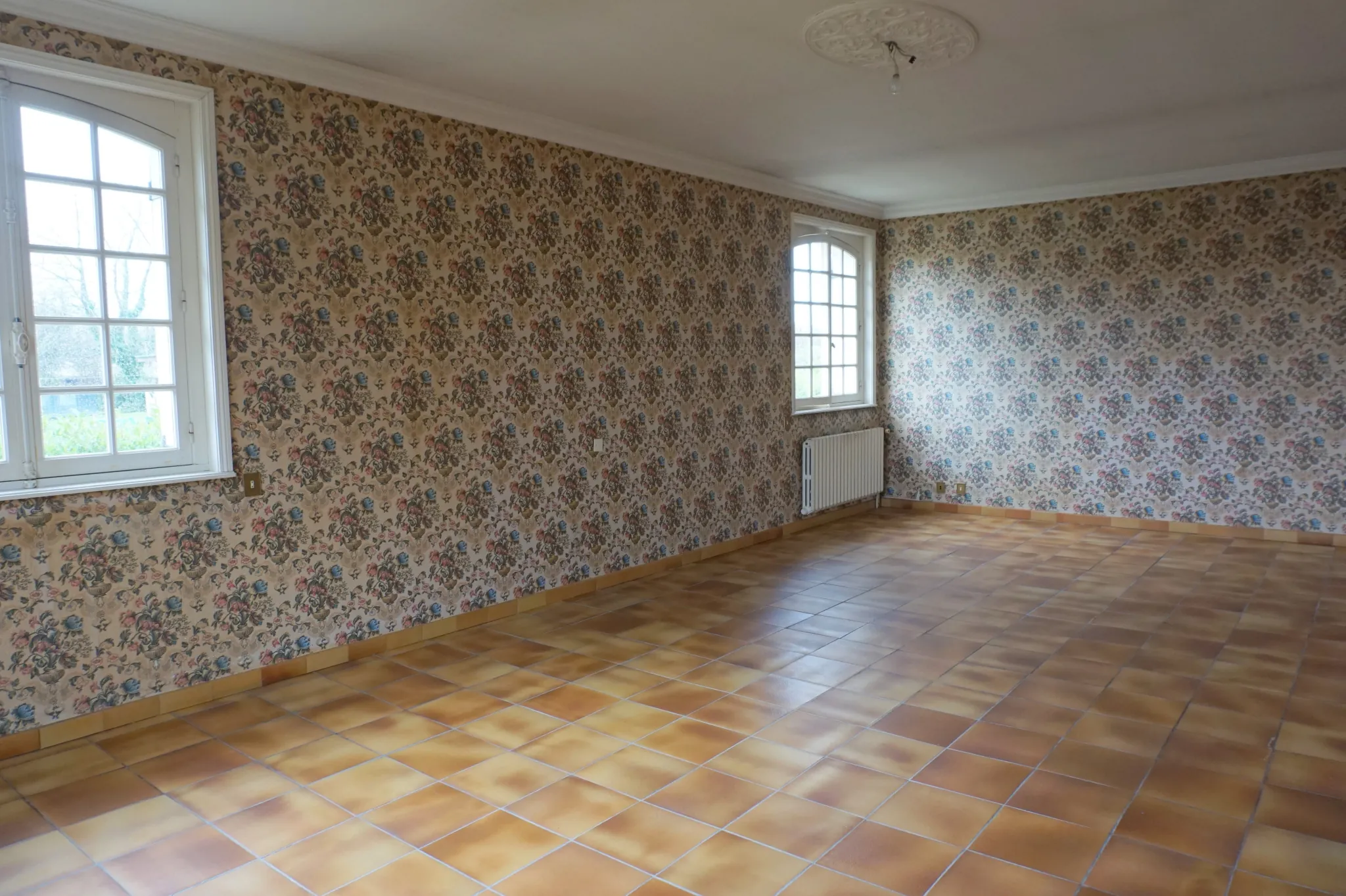 Charmante maison de 98 m² avec grand terrain à Luzy 