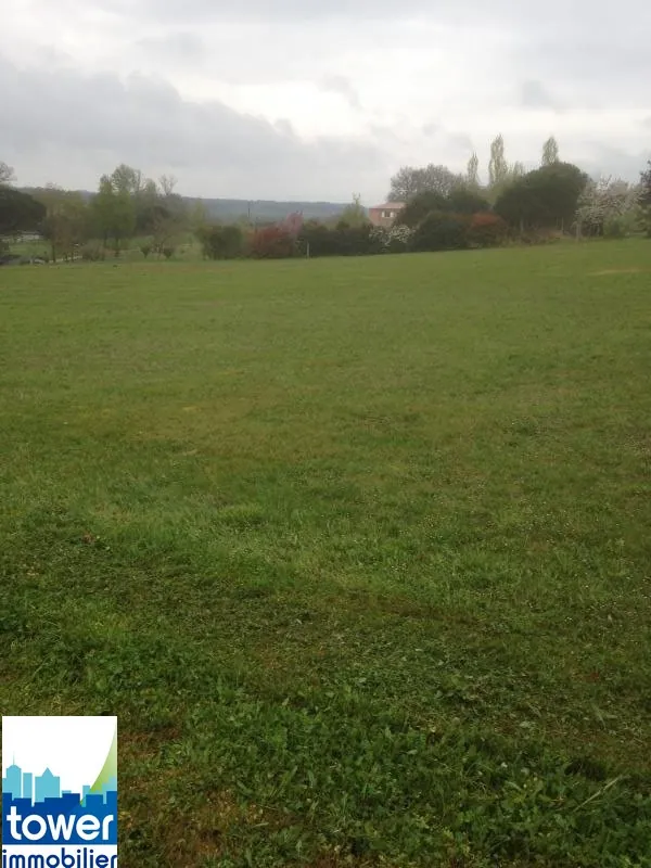 Terrain constructible de 1162 m² à Mauvezin - Gers-Gascogne