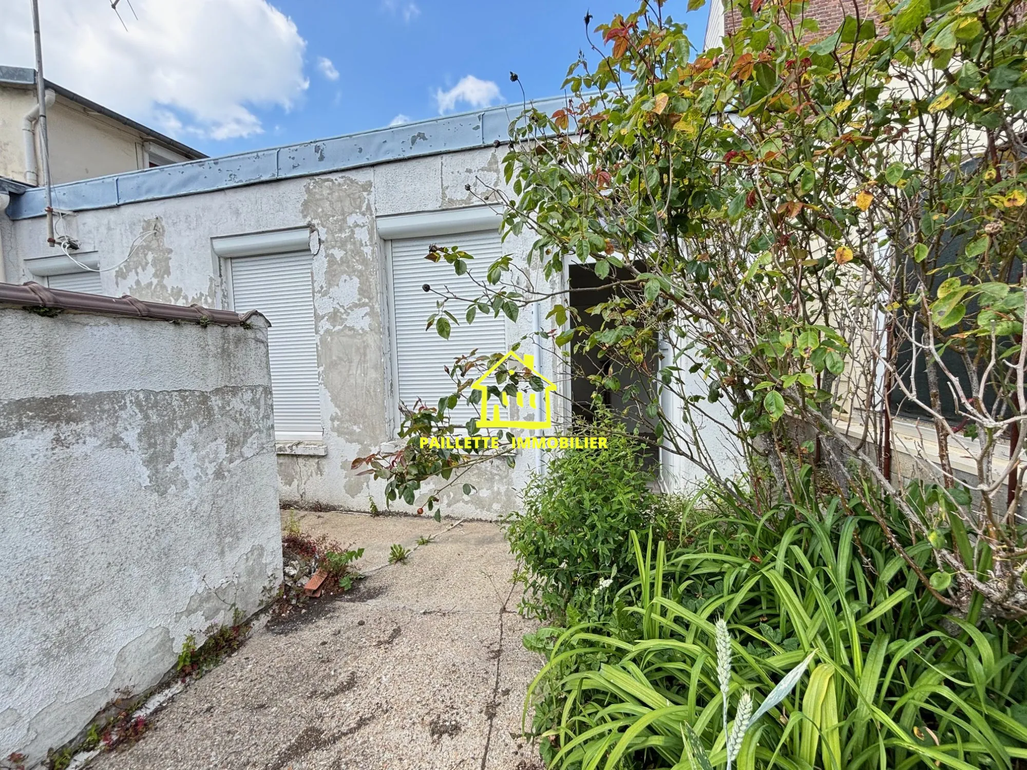 Maison à rénover de 43 m² avec garage au Havre, potentiel idéal investissement ou premier achat