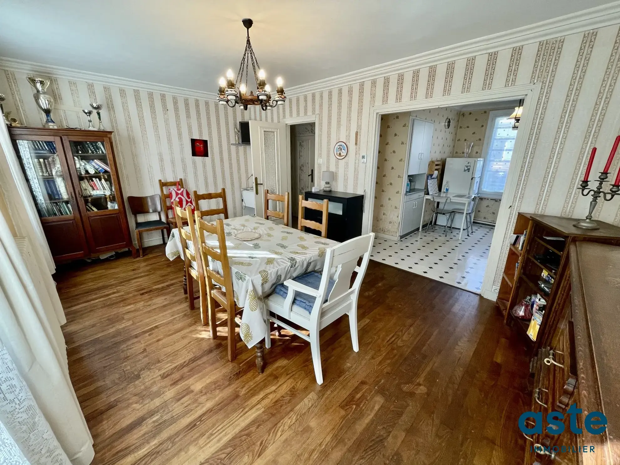 Maison familiale 5 pièces à Brest Kergoat avec jardin et garage 