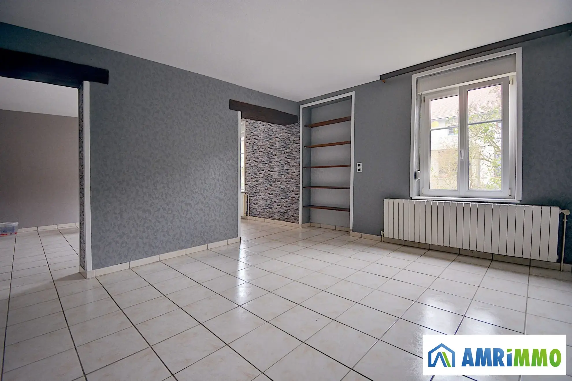 Maison à rénover de 146 m² à Chambley-Bussières, Jardin et Garage 
