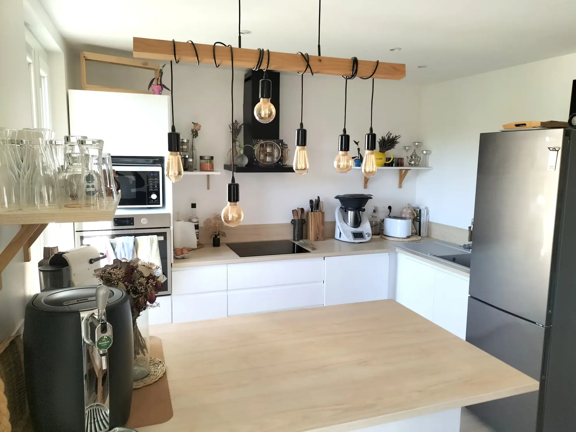 Maison de village entièrement rénovée à Le Thor - 80 m², 2 chambres 