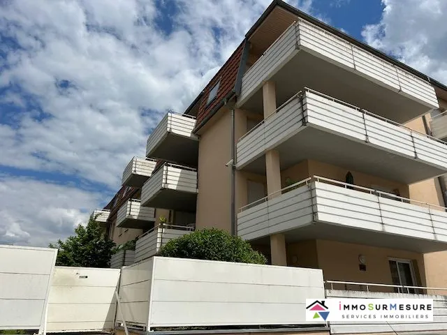 Appartement T2 de Standing à Illzach avec Terrasse et Piscine