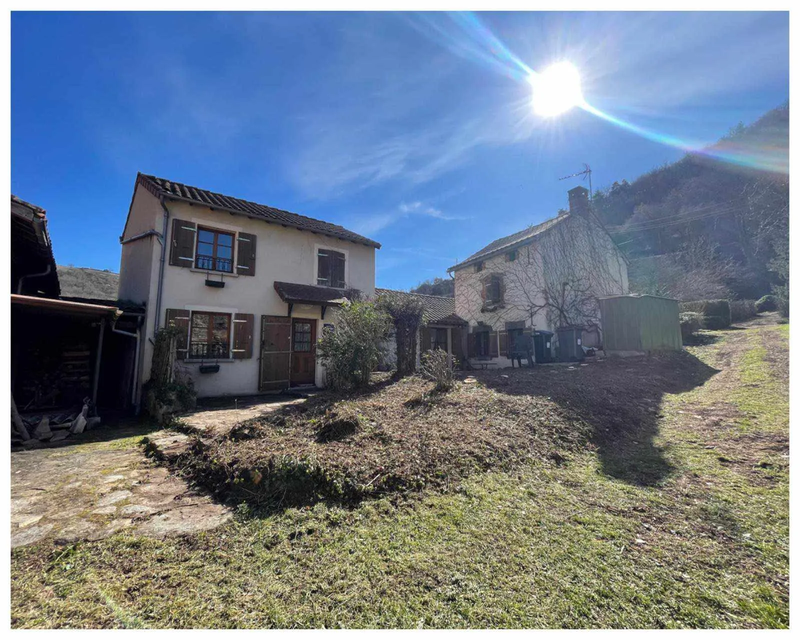 Charmante maison de campagne à Blesle avec grand potentiel