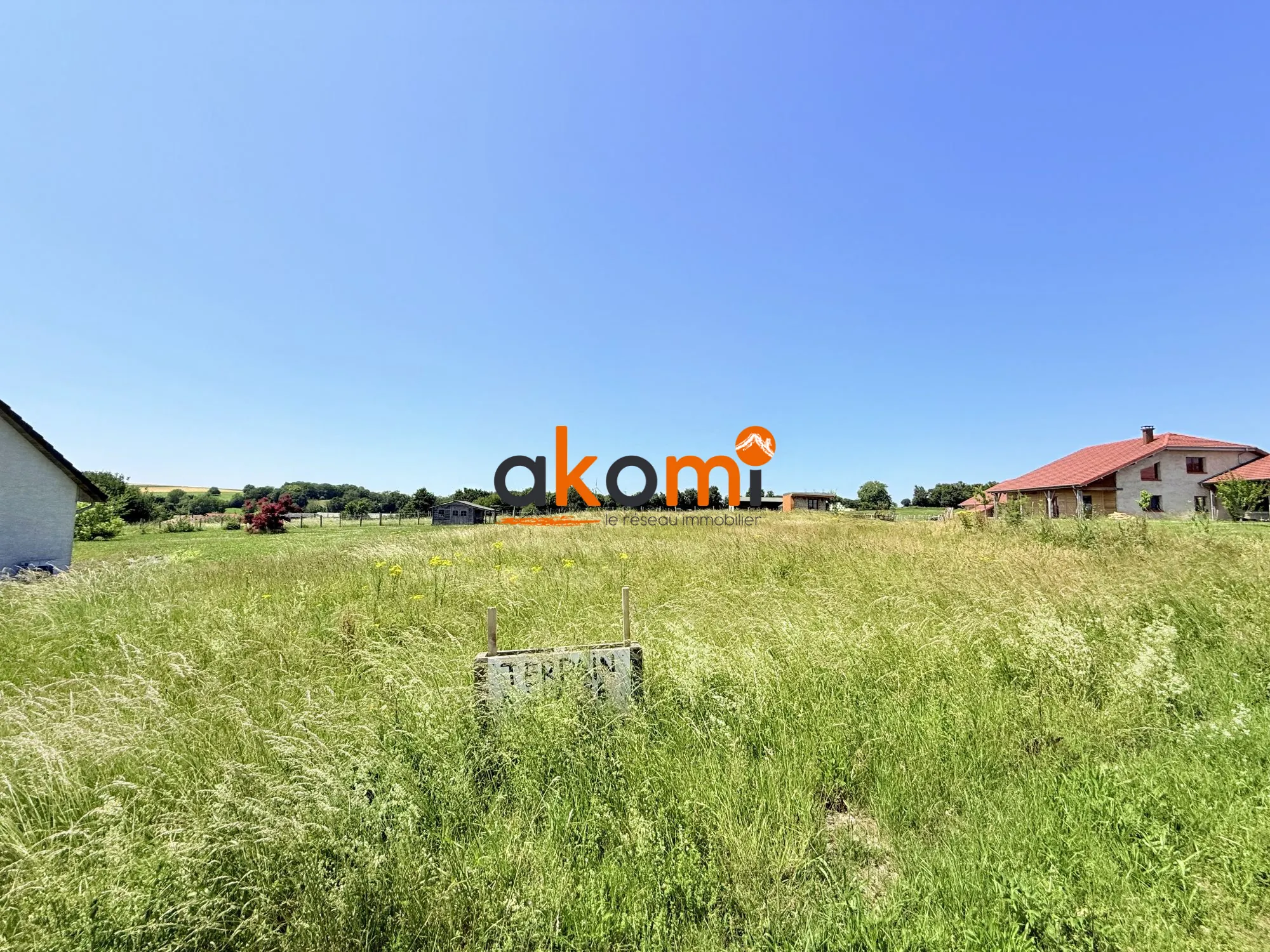 Terrain à bâtir de 1311 m² à Repaix, viabilisé et calme