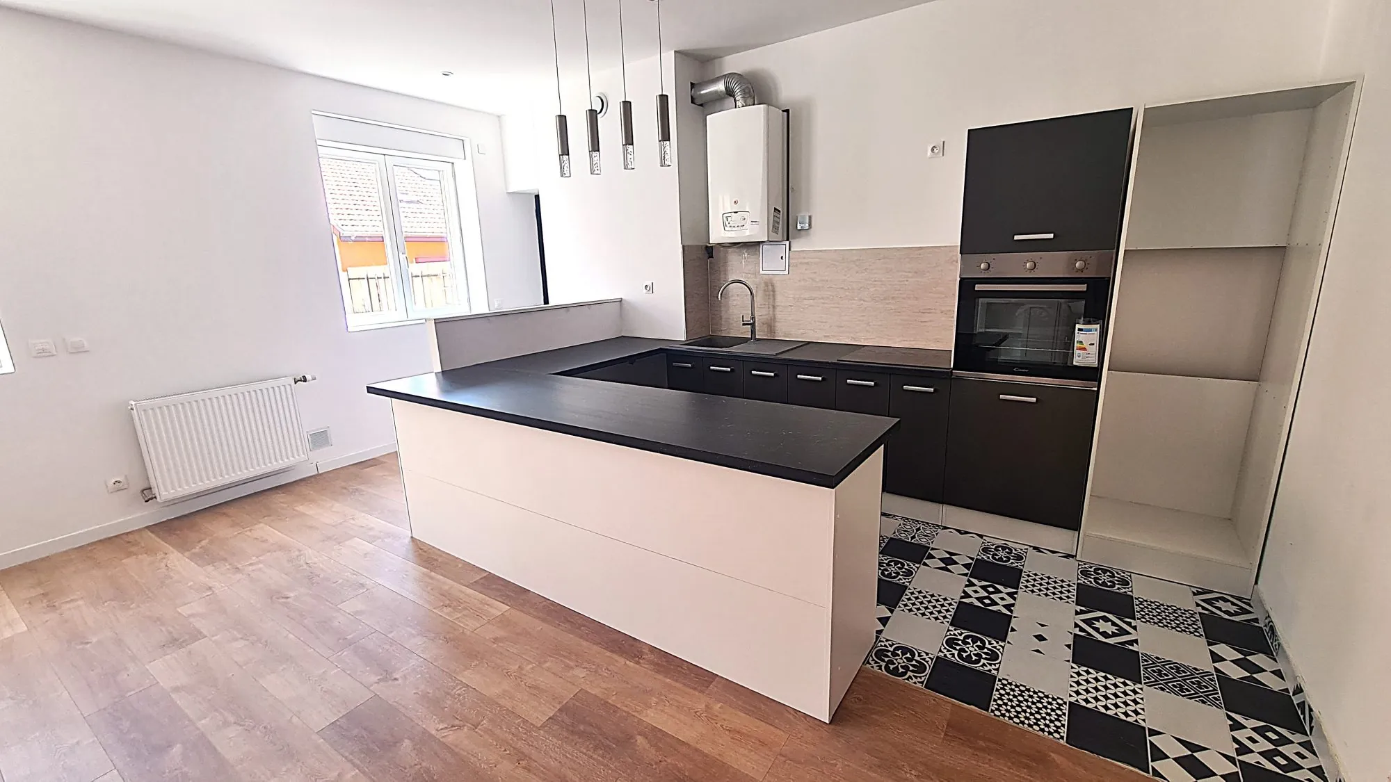 Bel appartement T4 rénové à vendre à Saint-Étienne, idéal famille ou investissement 