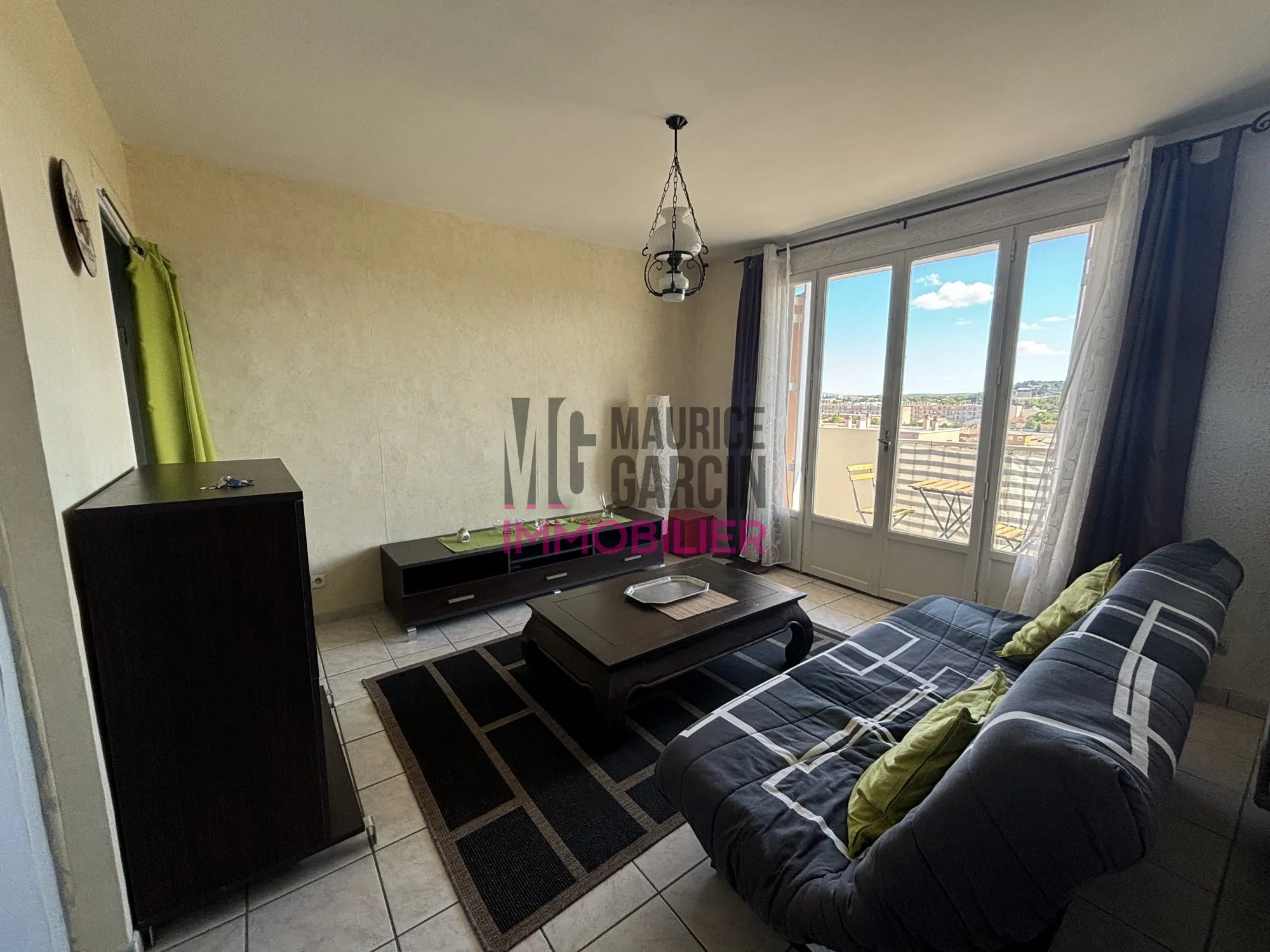 Appartement T1 meublé à Orange avec balcon et cave - Rentabilité 7,5%