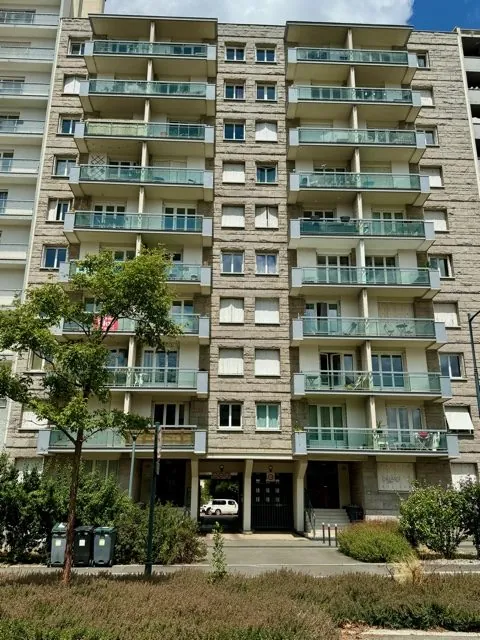 Appartement T2 à vendre dans le centre de Rennes - 48,15 m² avec balcon et parking