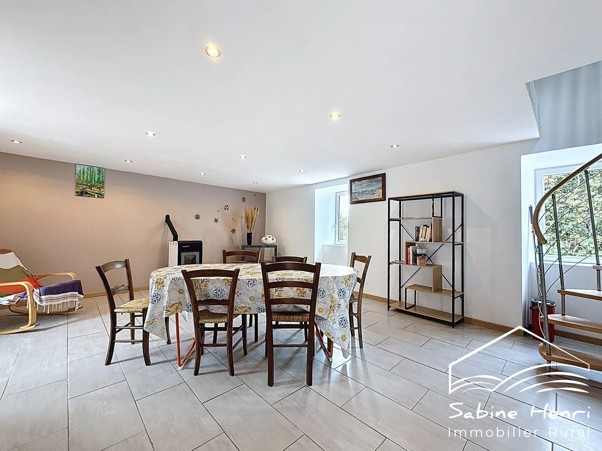 Maison de village à Gramond de 120m² avec terrace, cave et garage 