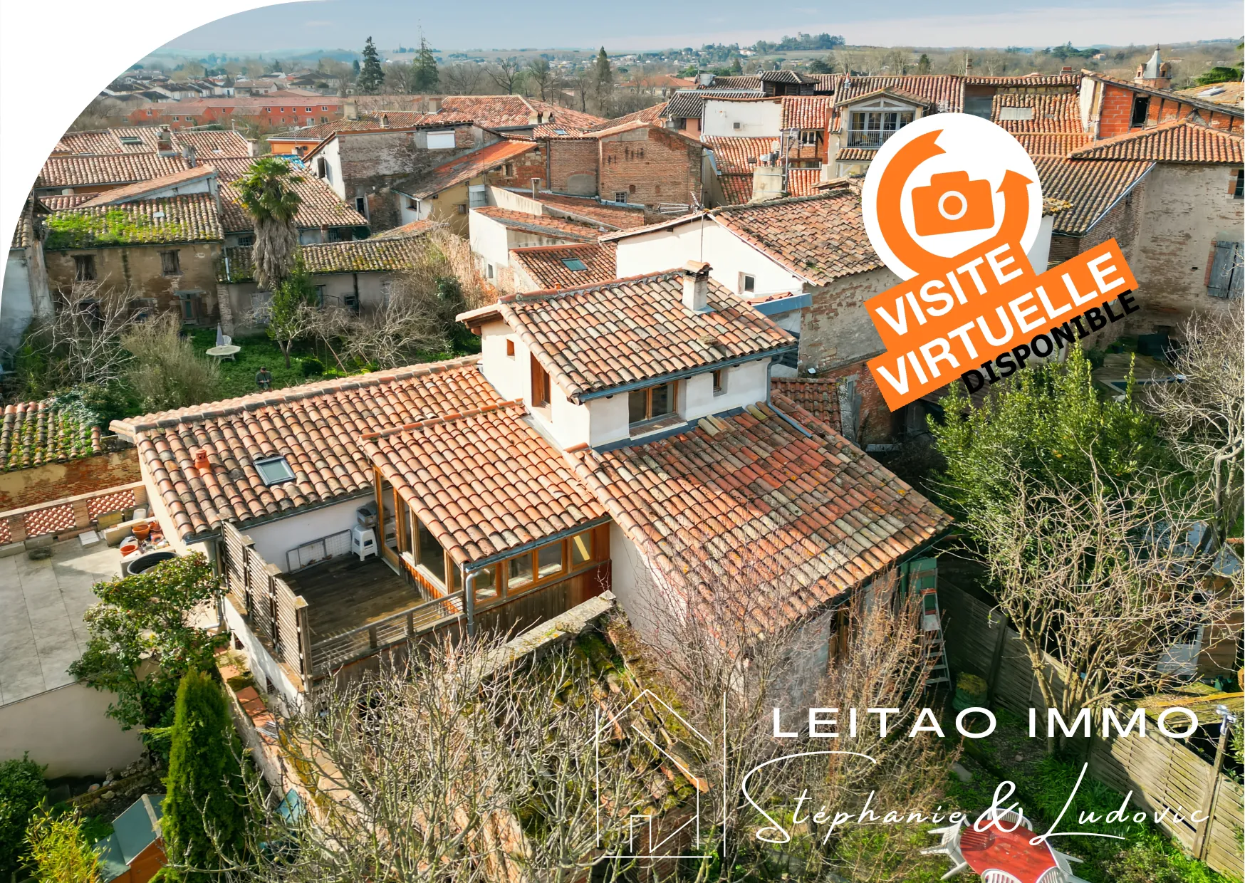 Très belle maison de ville rénovée avec deux appartements au centre de Lavaur