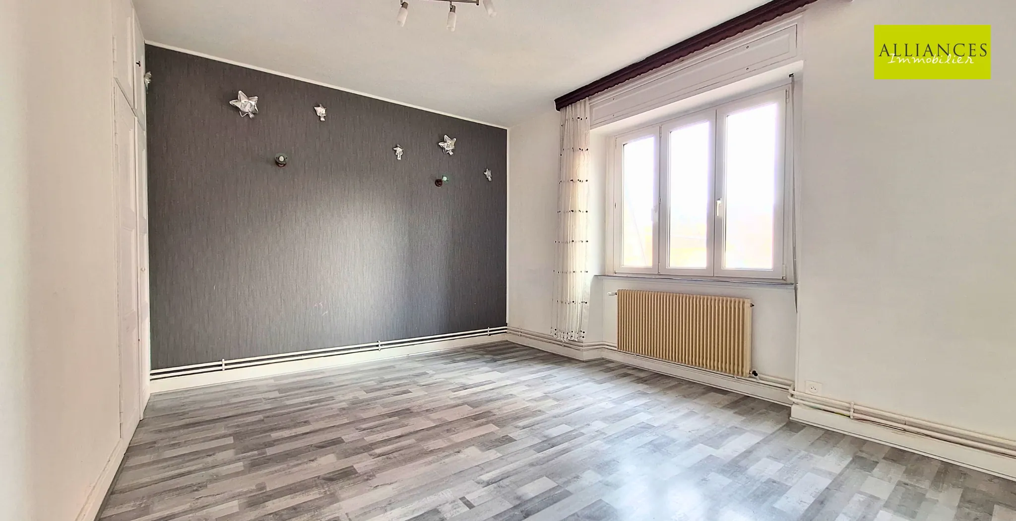 Appartement 3/4 pièces à Mulhouse de 77 m² avec potentiel de rénovation