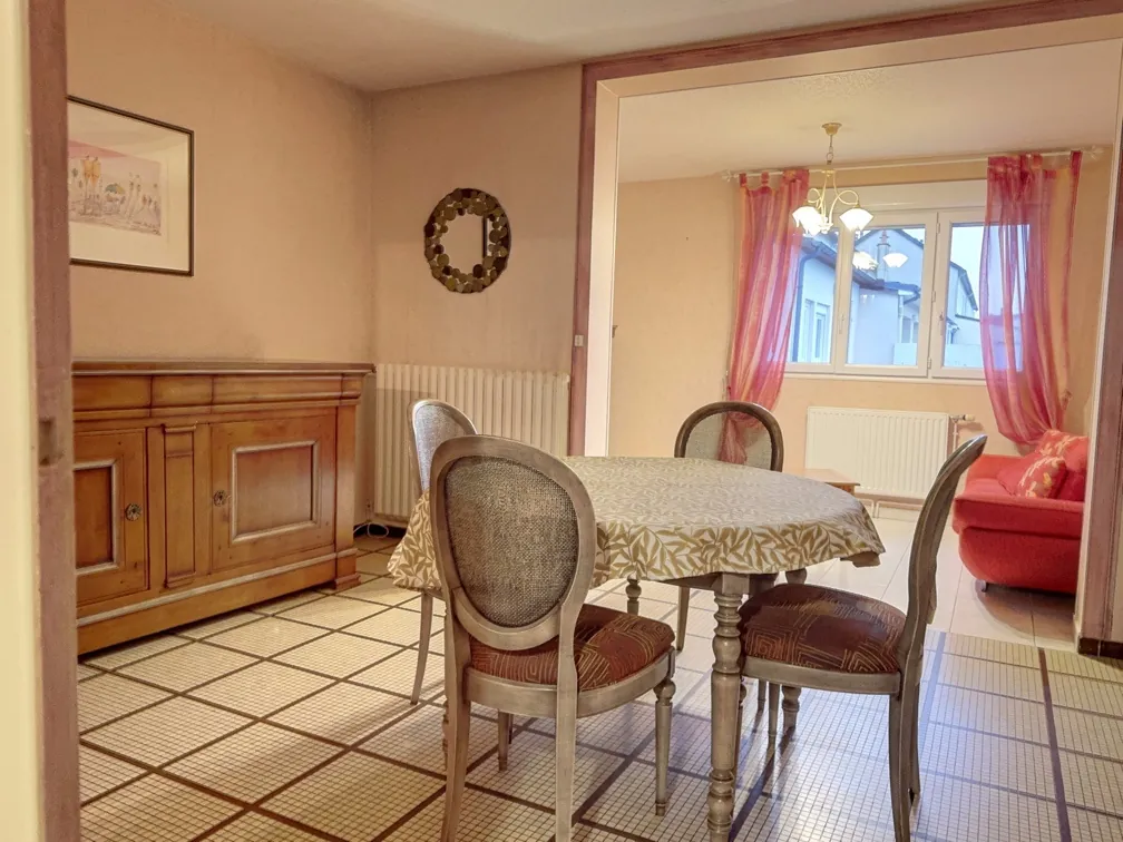 Maison de ville 3 chambres avec jardin et garage au Mans 