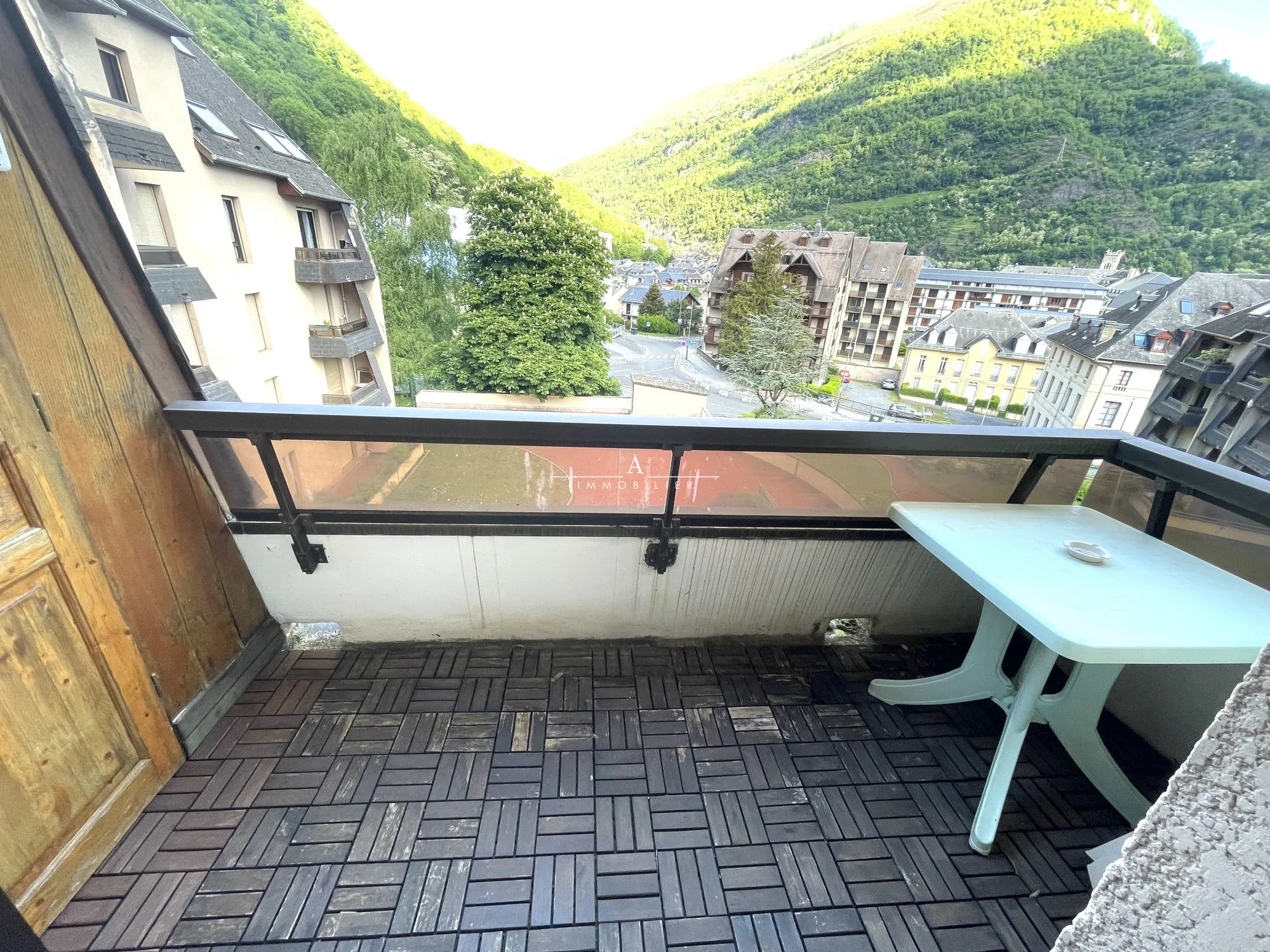 Studio meublé avec balcon et vue sur remontée mécanique à Superbagnères 