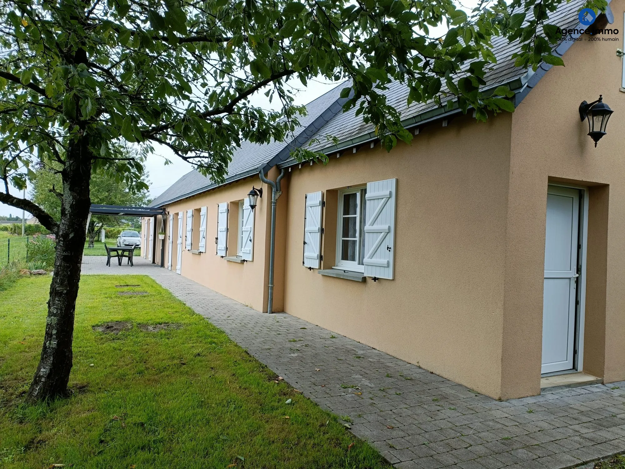 Maison à vendre à Bourgueil de 98 m² avec jardin dans secteur calme