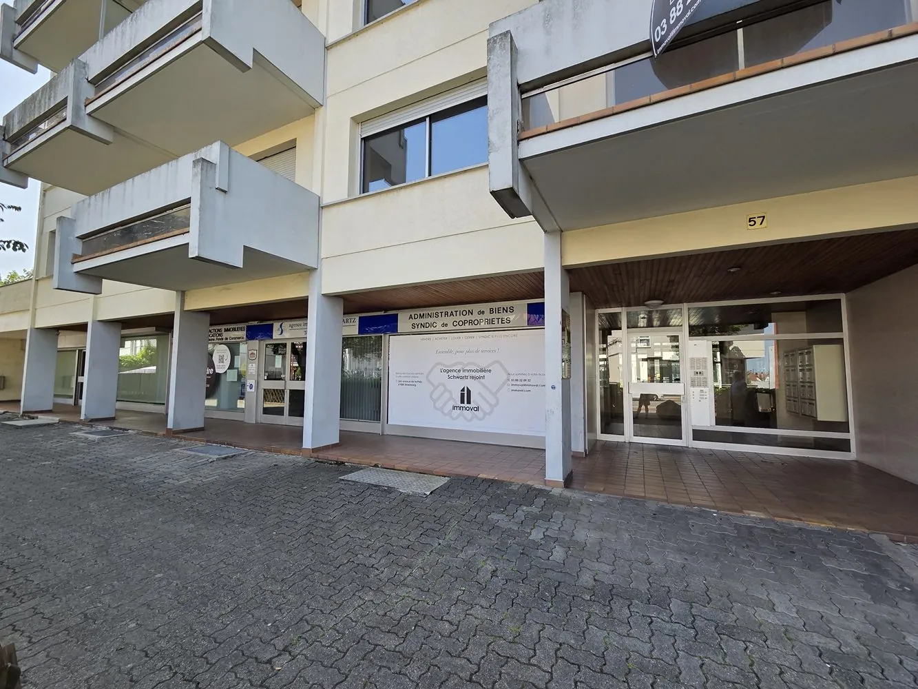 Local professionnel à vendre à Lingolsheim de 107 m² sur axe passant 