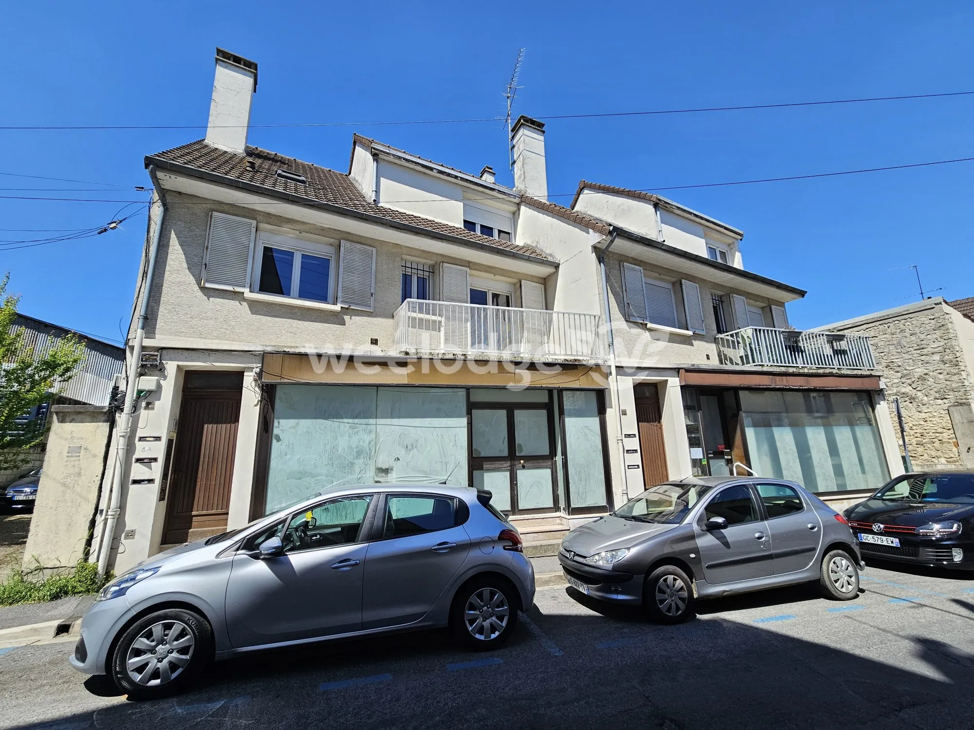 Local commercial à vendre à Pierrelaye – 61 m², proche gare et centre-ville