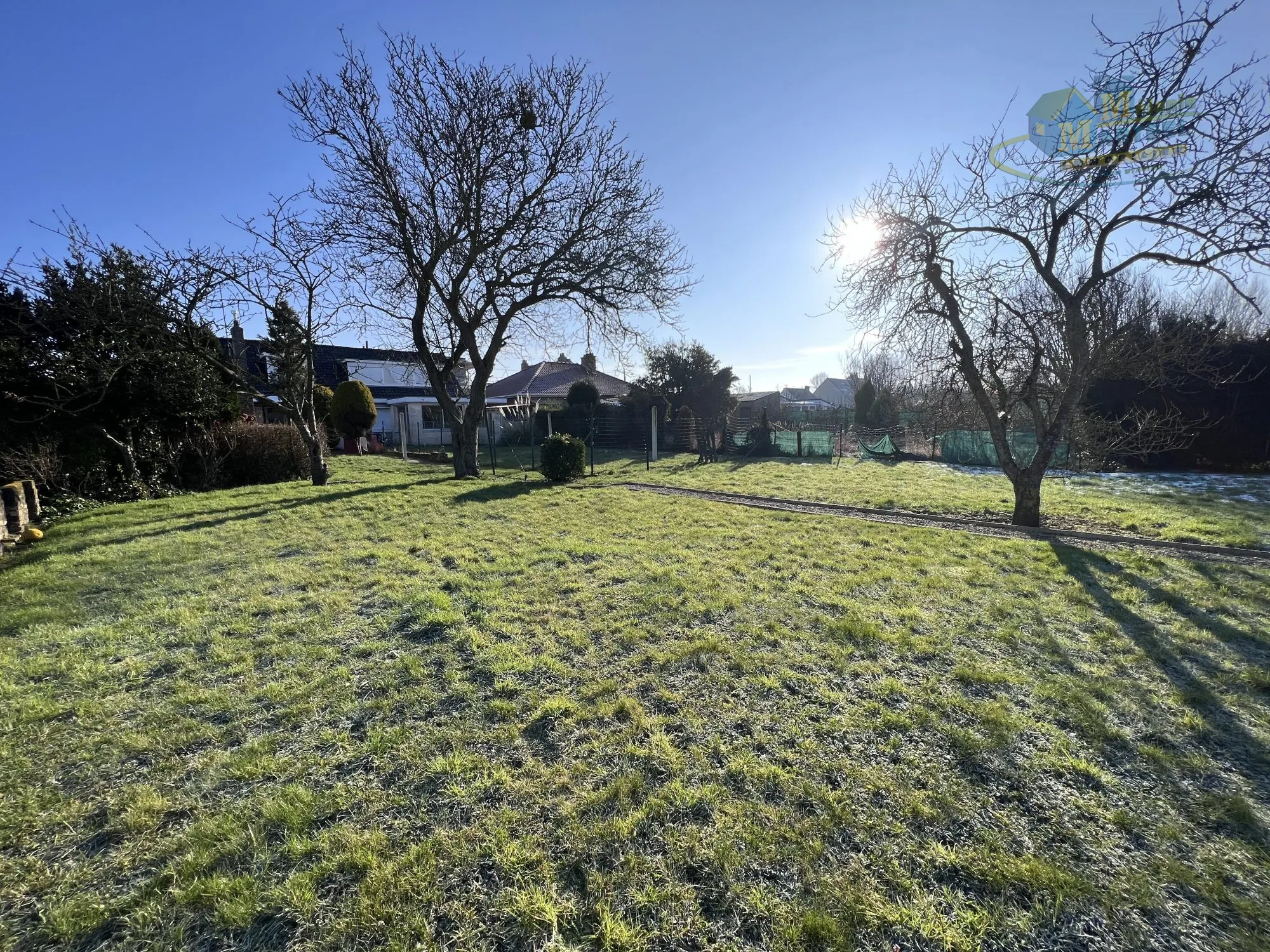 Maison semi-mitoyenne à Bray-Dunes avec jardin et garage - Opportunité à saisir 