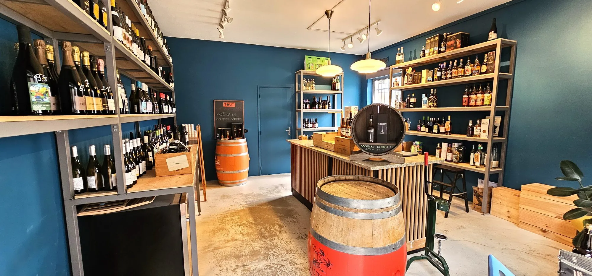 Location local commercial 32 m² à Labège, emplacement privilégié au centre du village