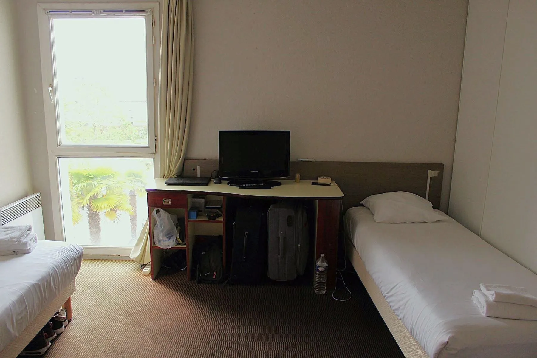 Studio à vendre à Saint-Nazaire, proche commerces et port, rentable et meublé 