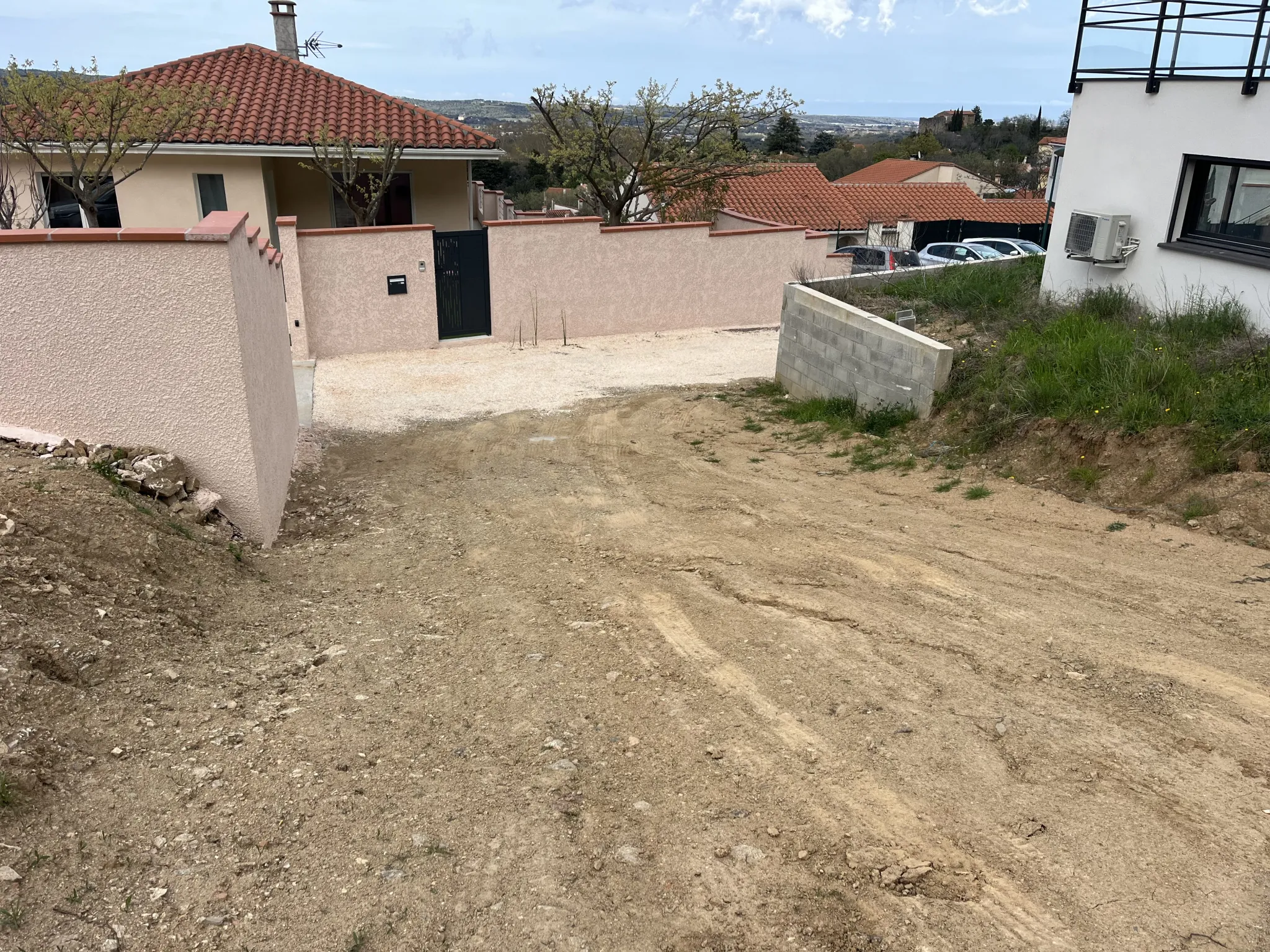 Terrain constructible avec vue dominante à Céret - Proximité centre-ville 